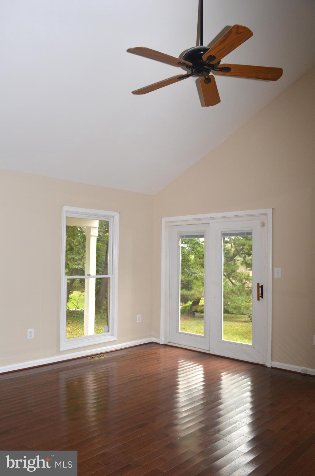 RIVER BEND - Residential