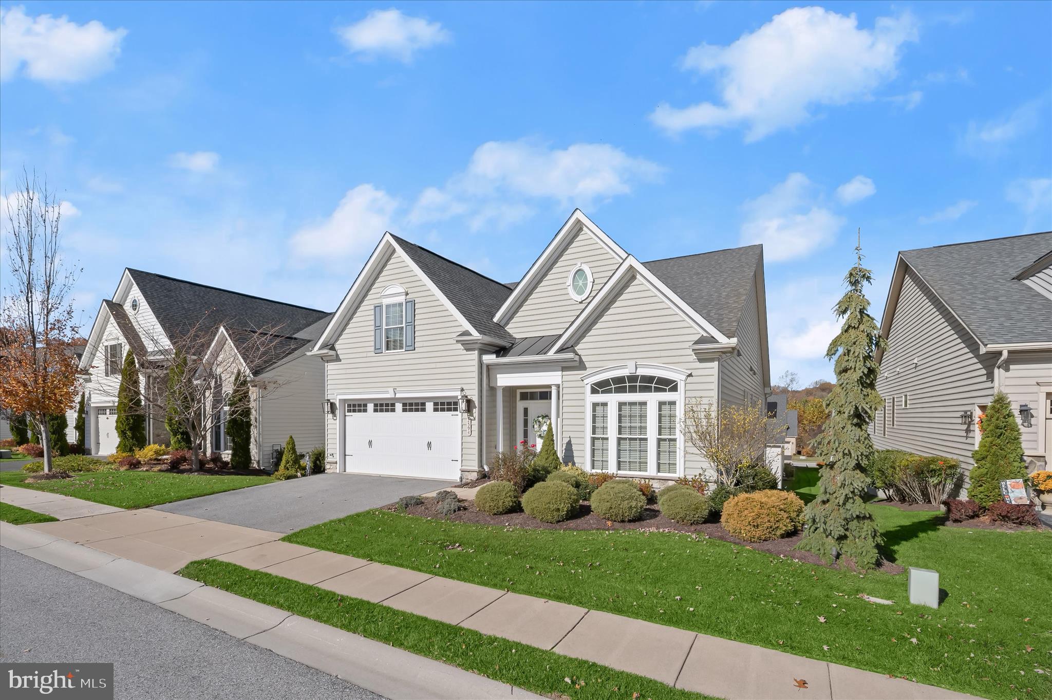 WAVERLY WOODS WEST - Residential