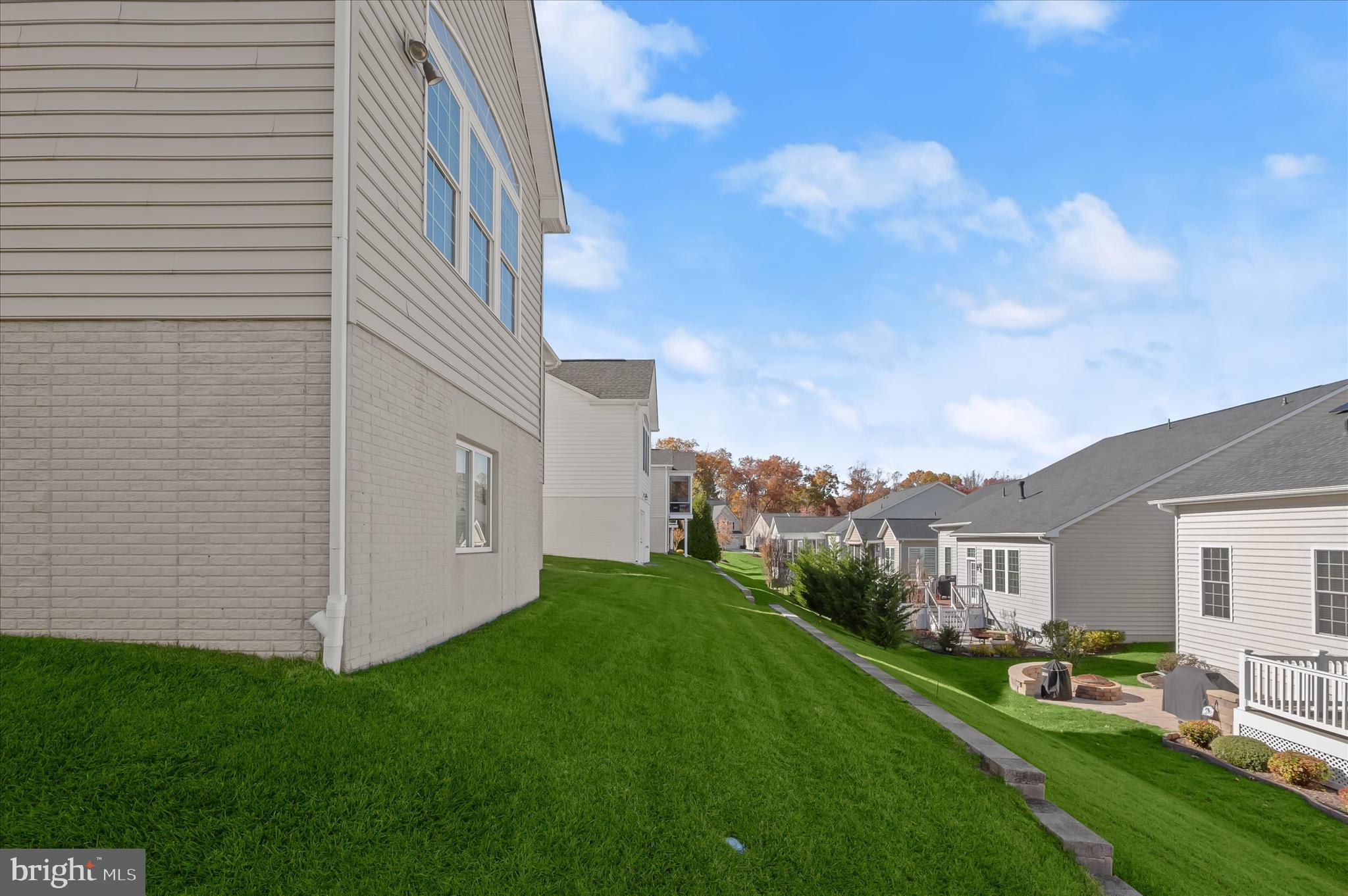 WAVERLY WOODS WEST - Residential