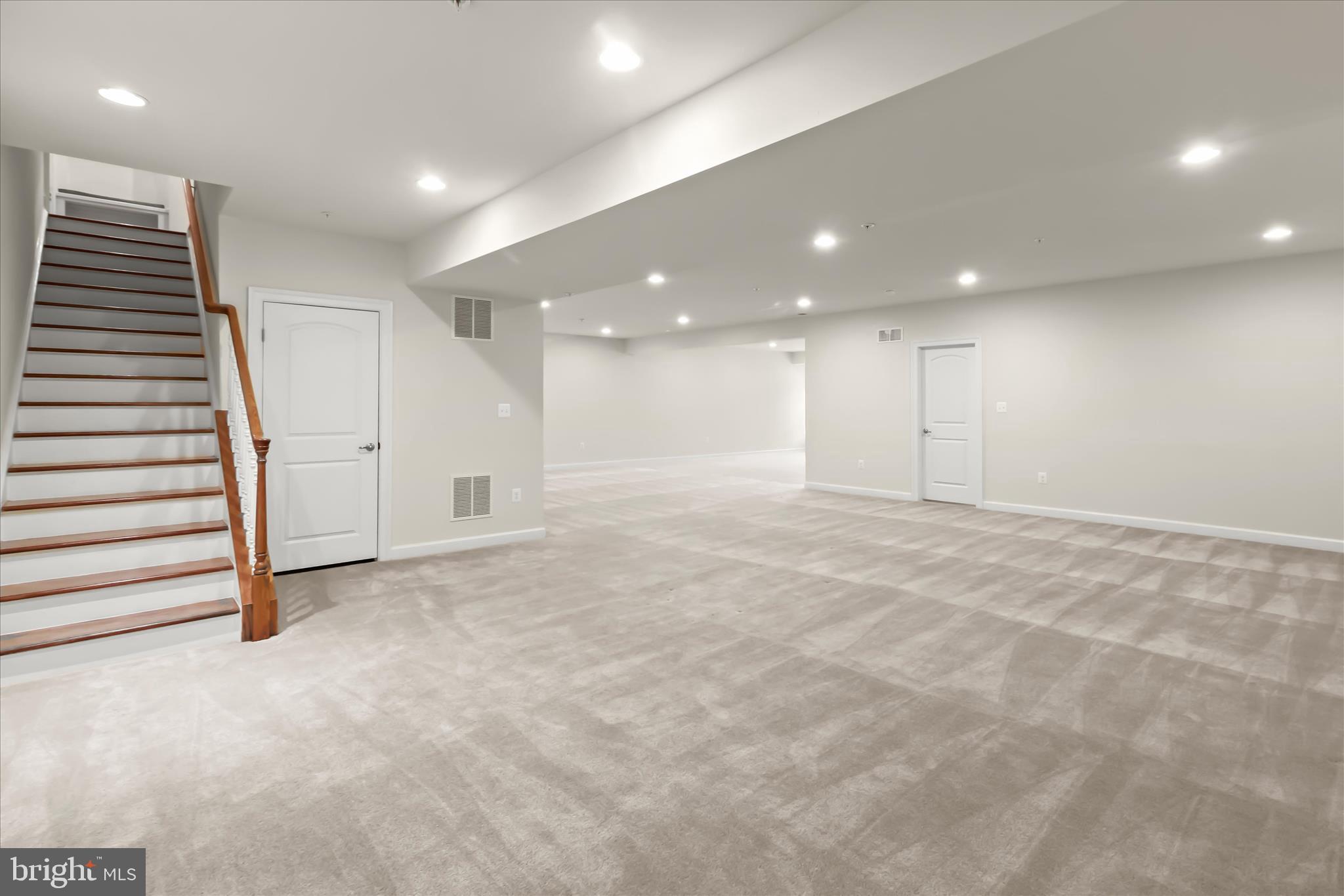 WAVERLY WOODS WEST - Residential