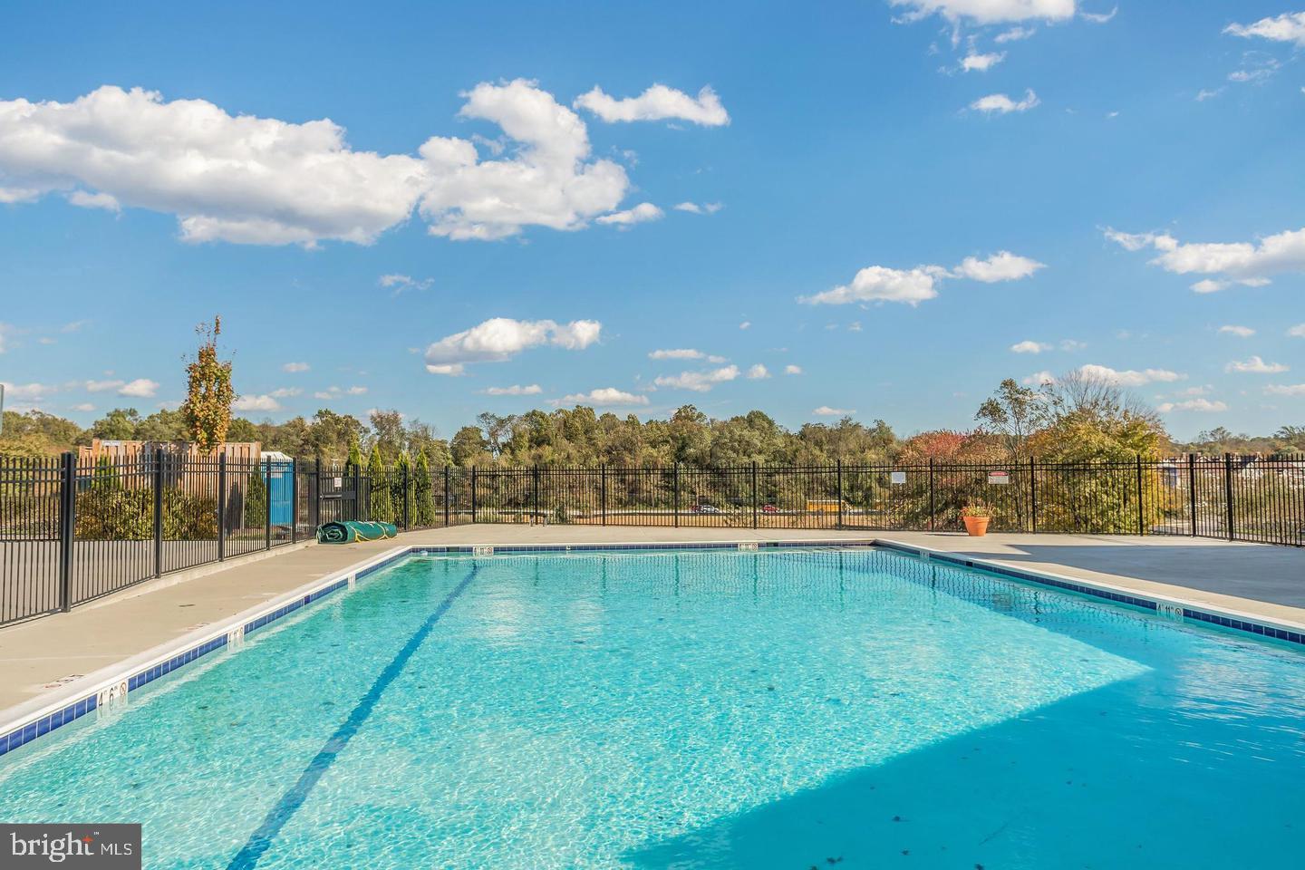 WAVERLY WOODS WEST - Residential