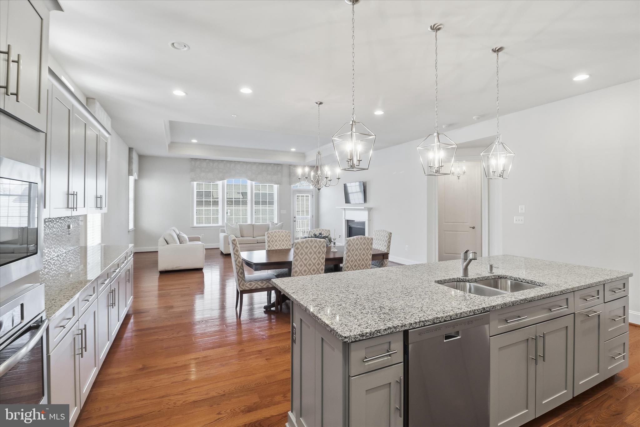 WAVERLY WOODS WEST - Residential