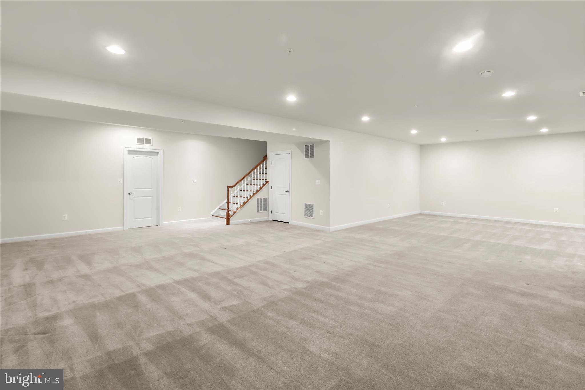 WAVERLY WOODS WEST - Residential