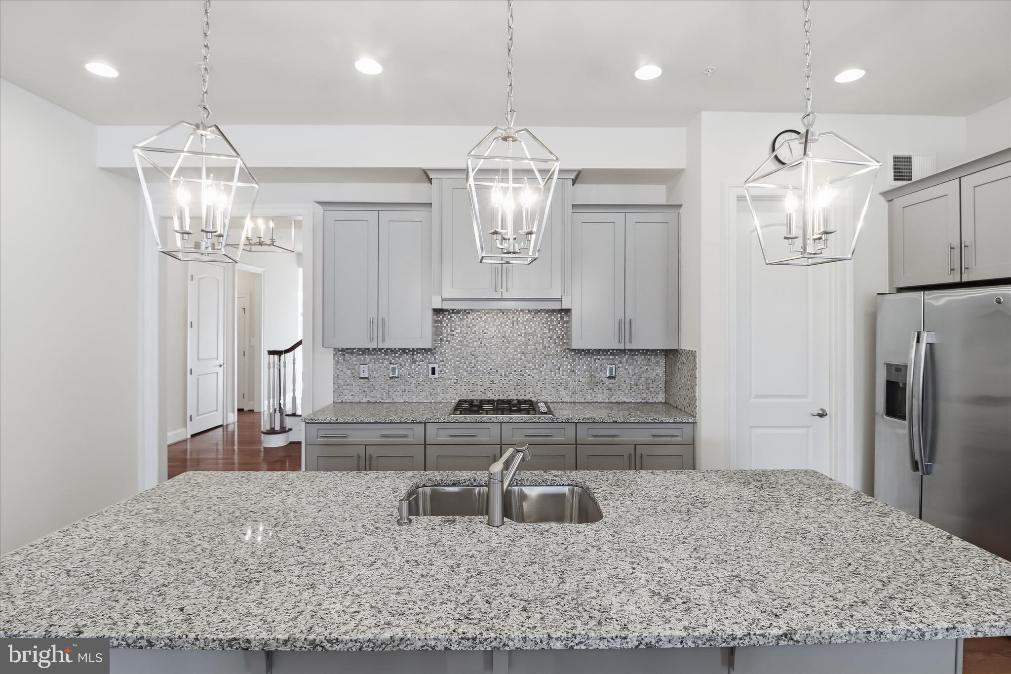 WAVERLY WOODS WEST - Residential