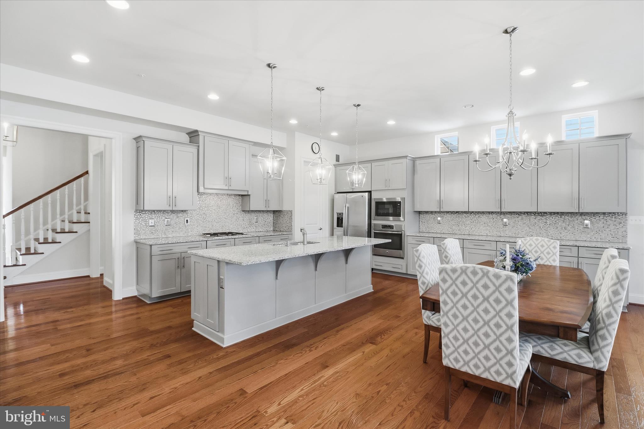 WAVERLY WOODS WEST - Residential