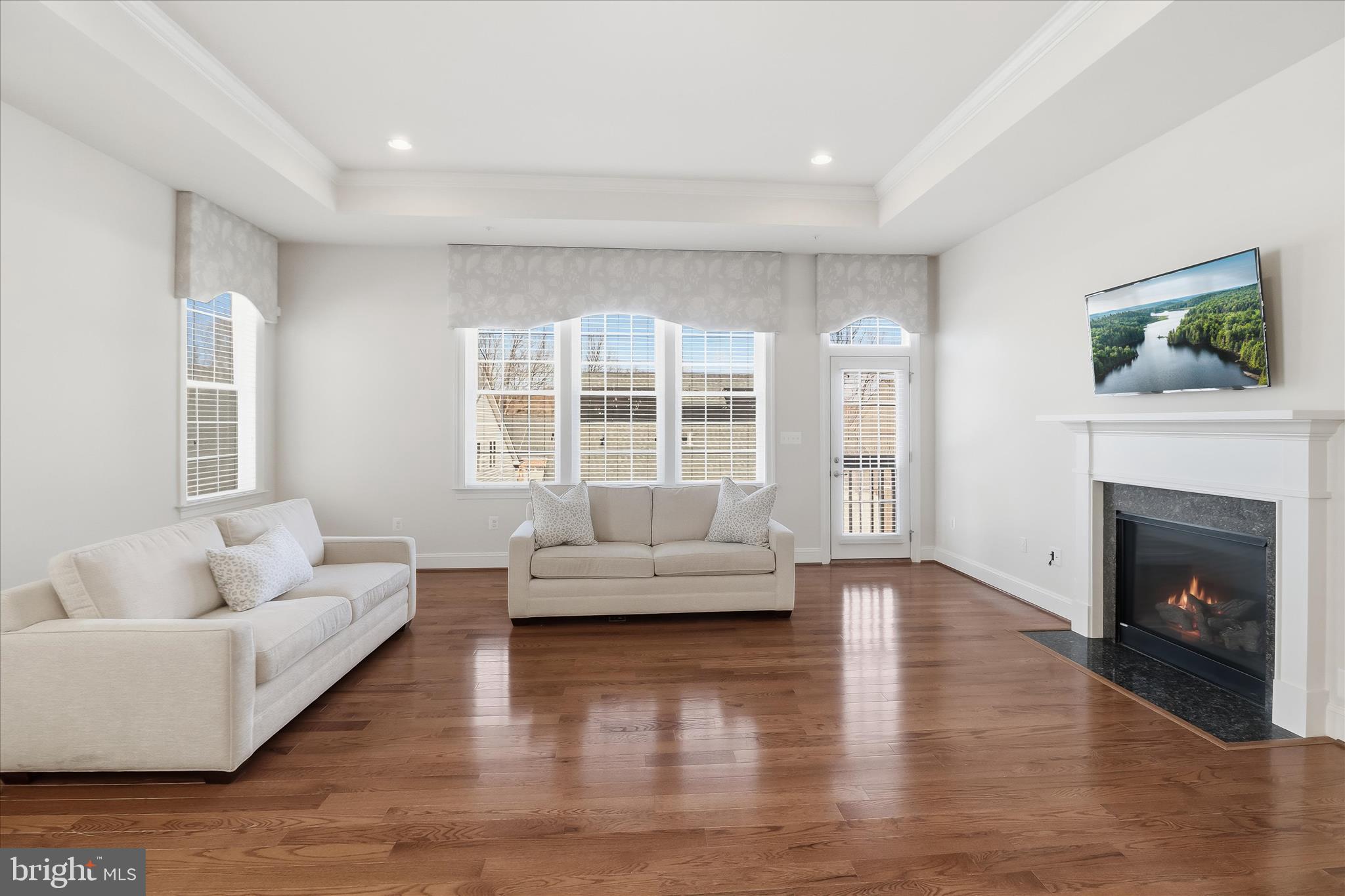 WAVERLY WOODS WEST - Residential