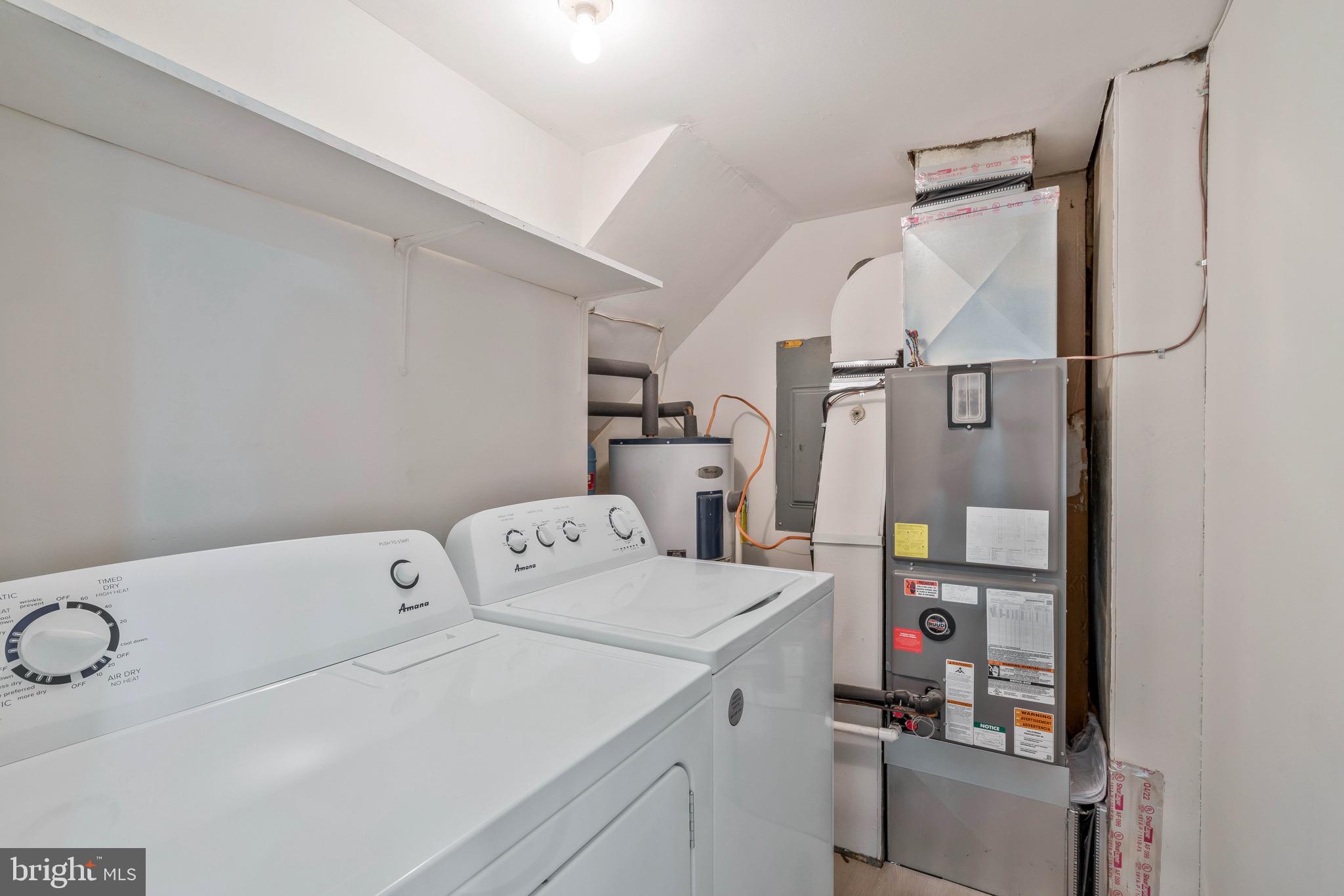 SOUTH HAMPTON - Residential