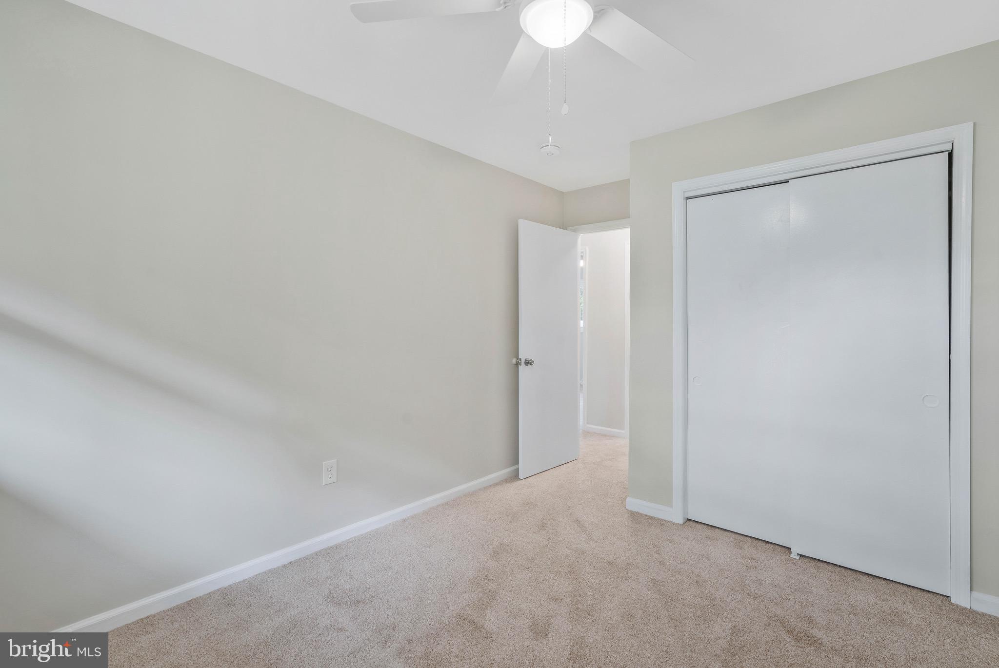 SOUTH HAMPTON - Residential