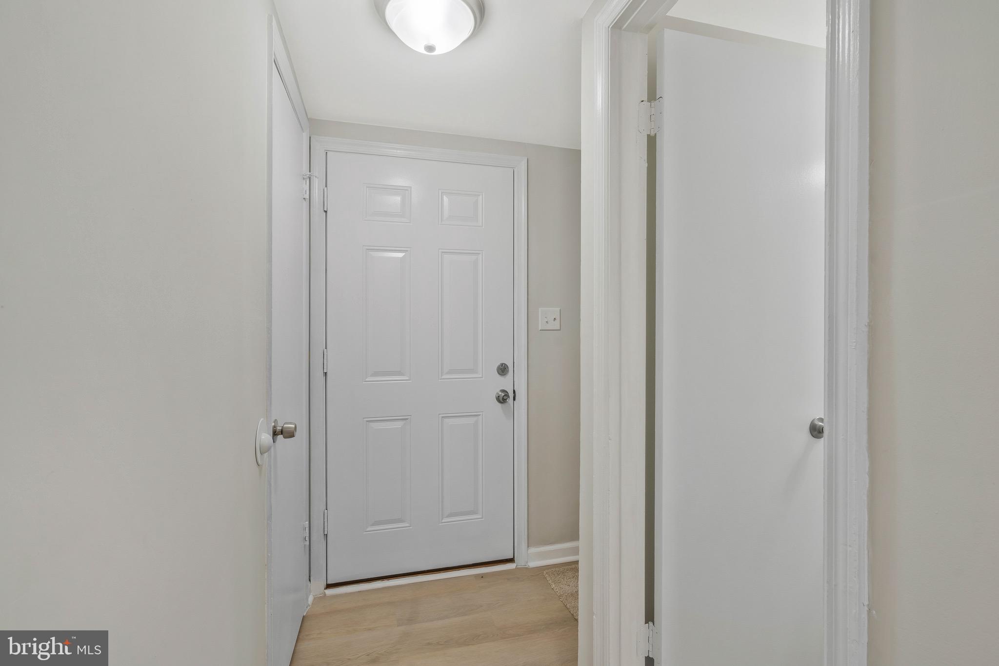 SOUTH HAMPTON - Residential