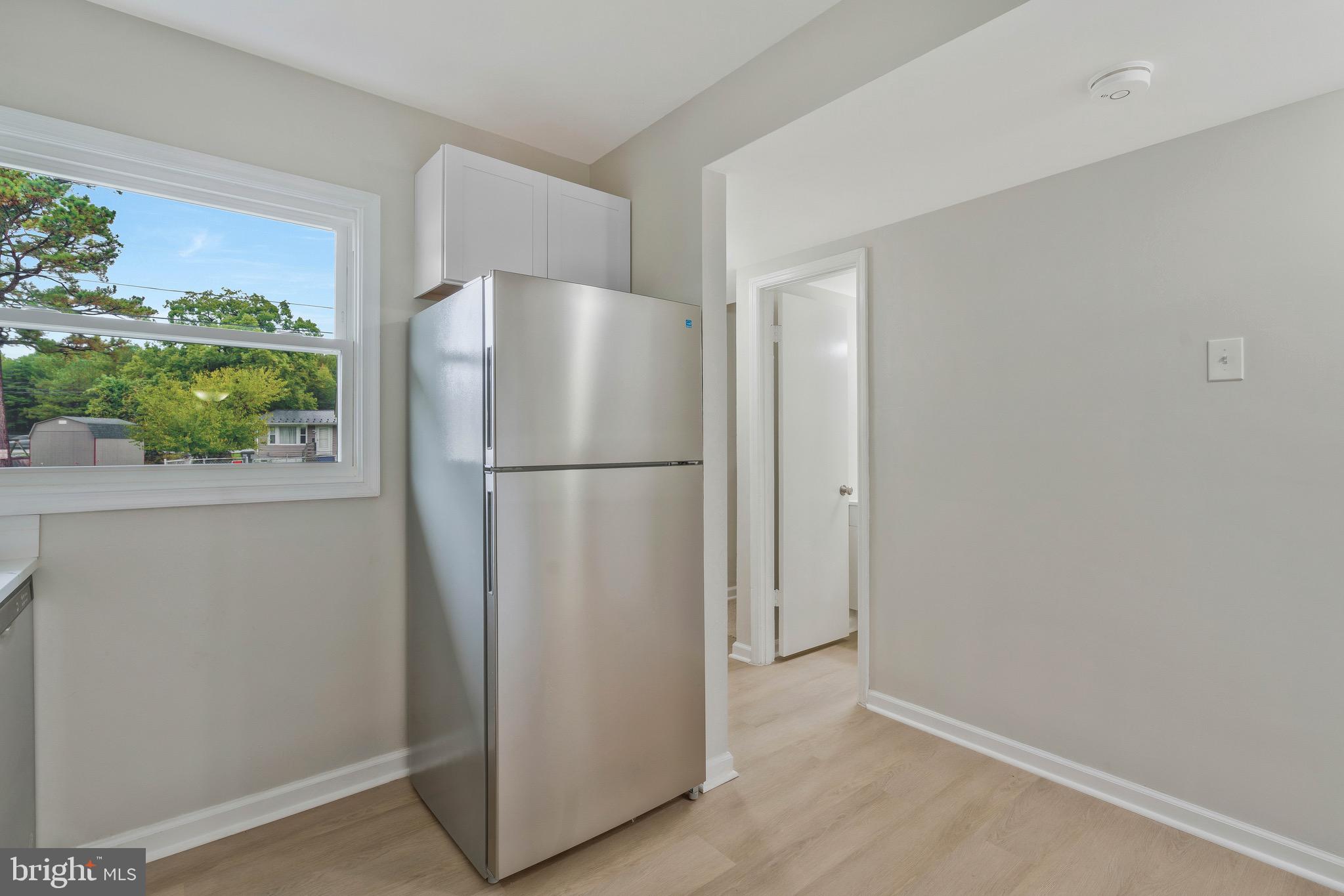 SOUTH HAMPTON - Residential