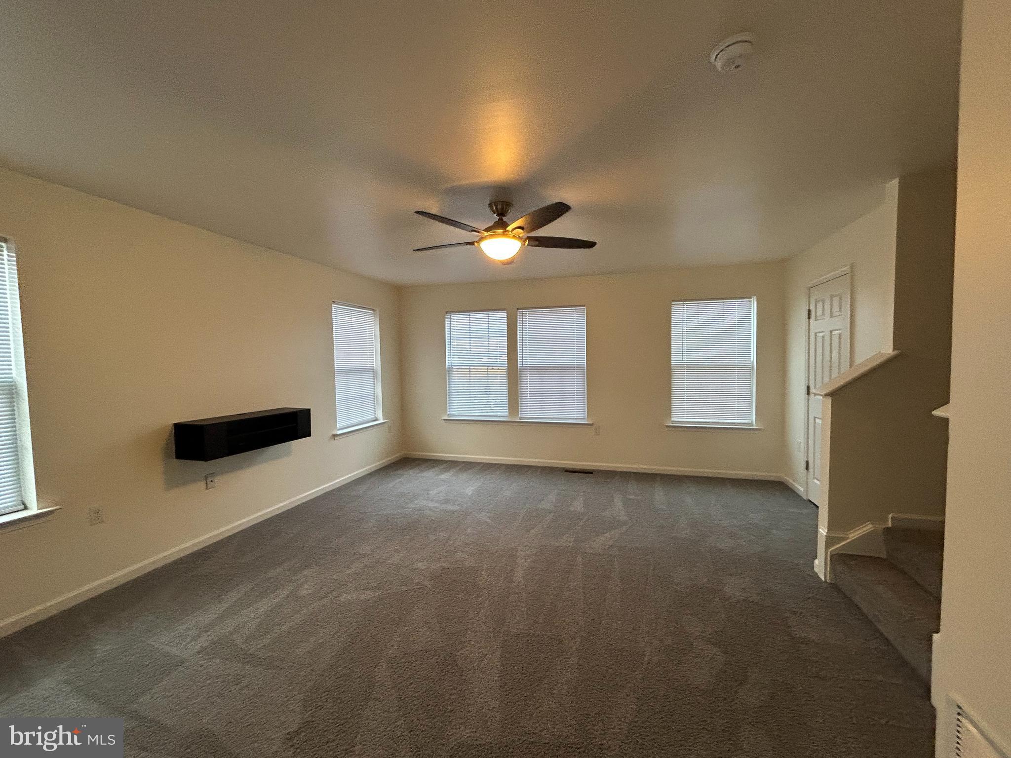 FAIRWAYS EAST - Residential Lease