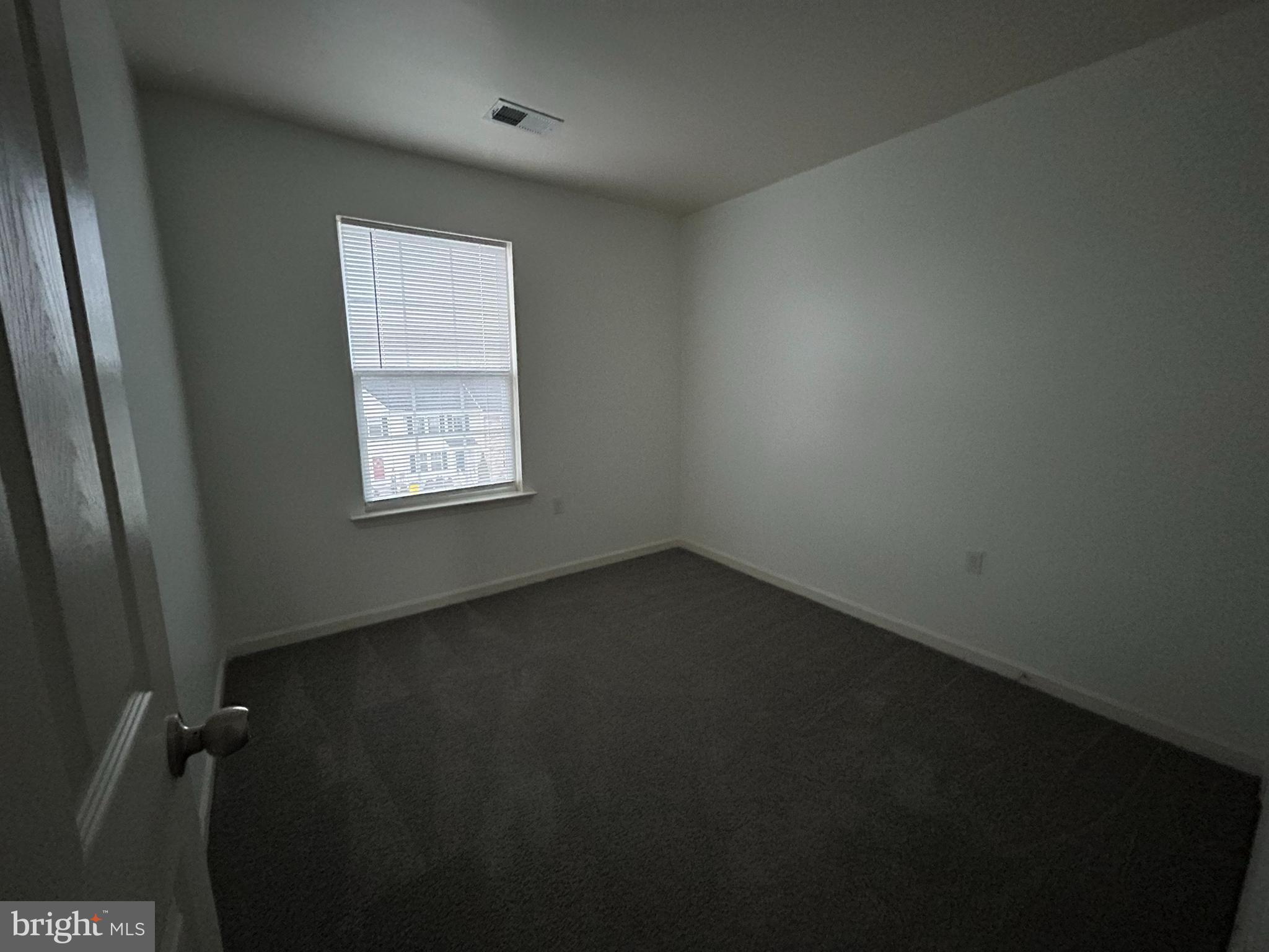 FAIRWAYS EAST - Residential Lease