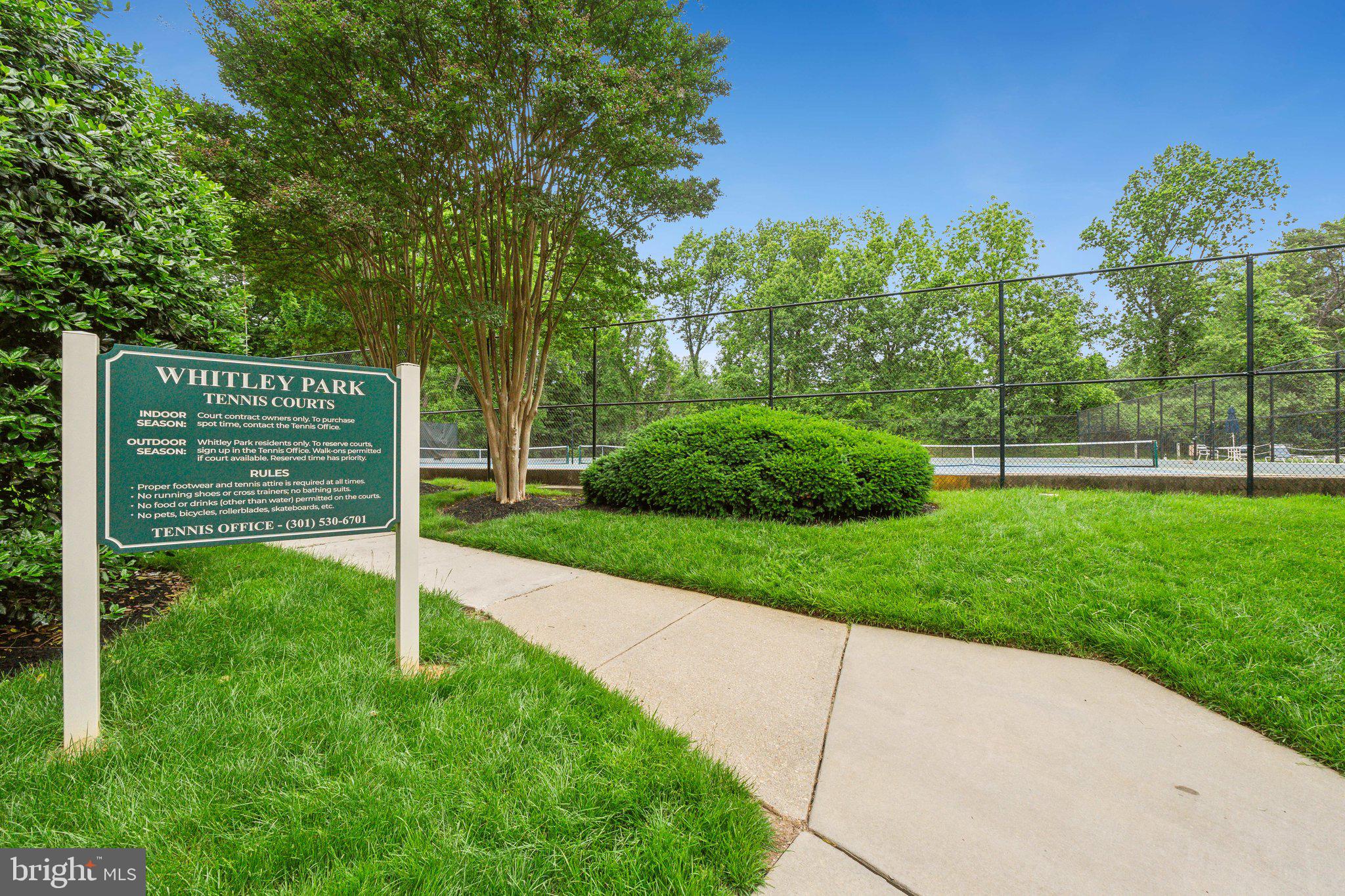 WHITLEY PARK CONDOMINIUM - Residential