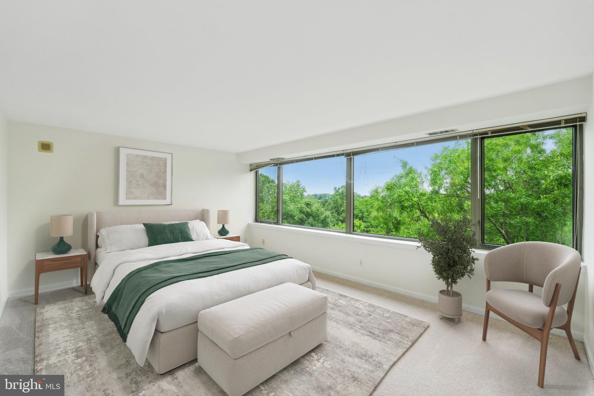 WHITLEY PARK CONDOMINIUM - Residential