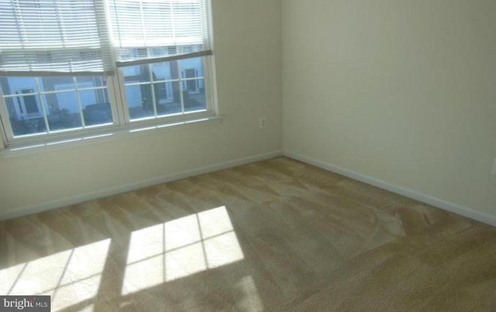 TAMARLANE - Residential Lease