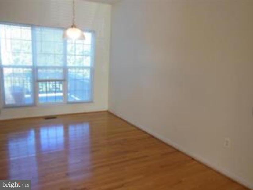 TAMARLANE - Residential Lease