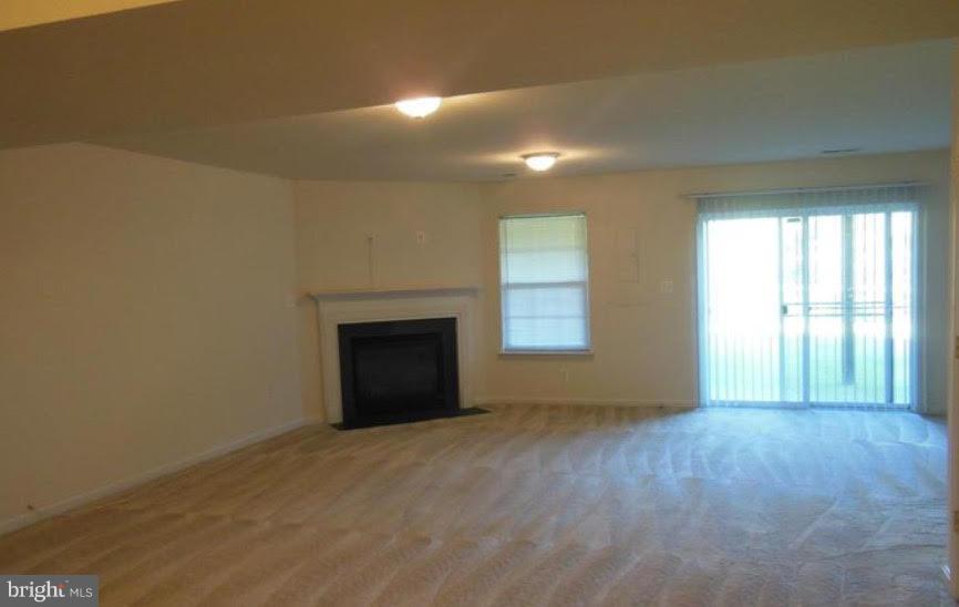 TAMARLANE - Residential Lease