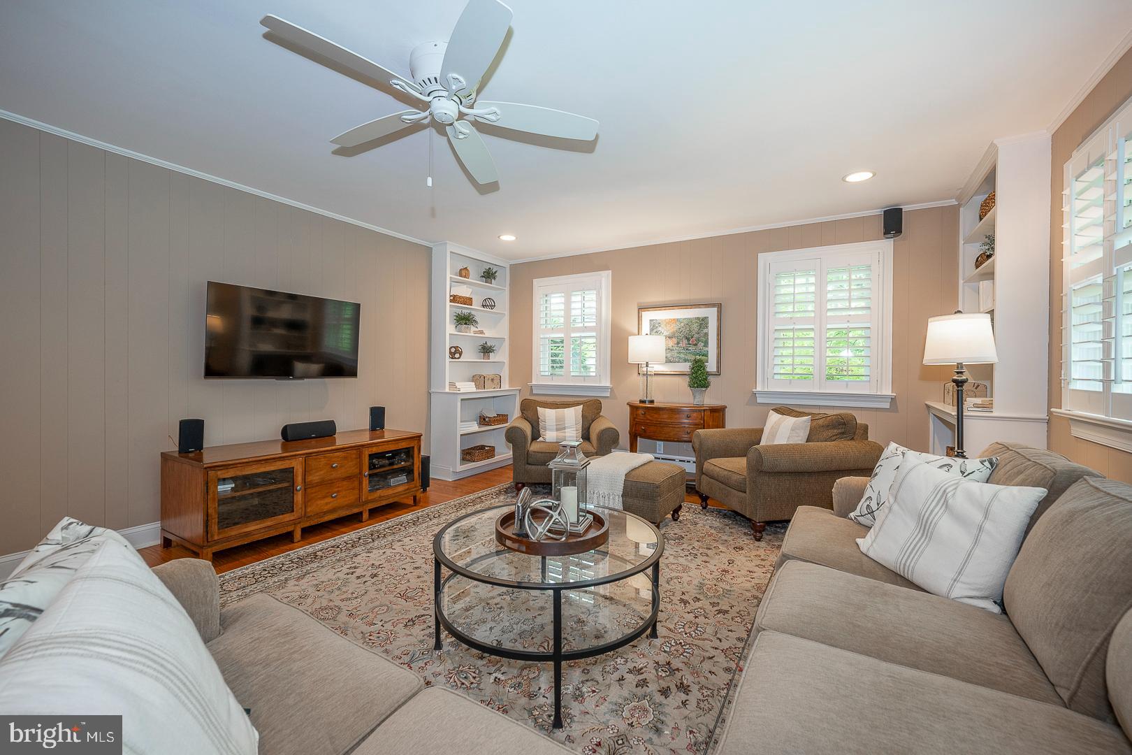SOUTH WAYNE - Residential