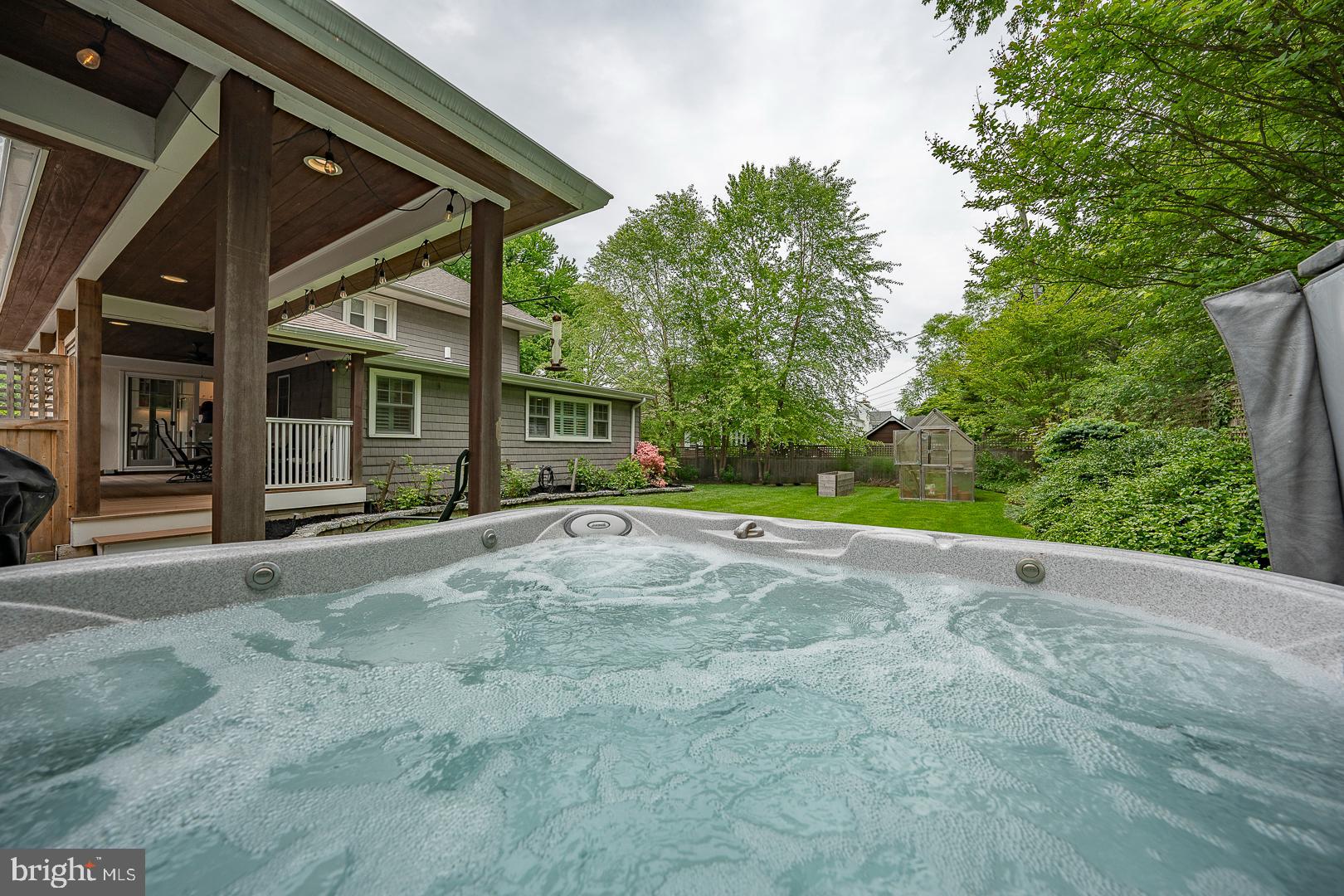 SOUTH WAYNE - Residential
