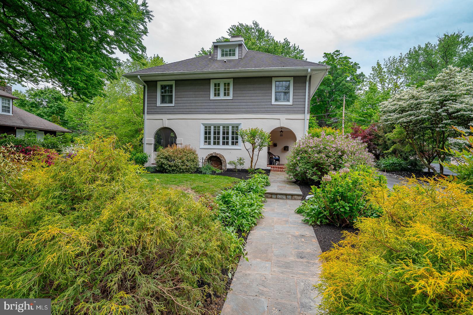 SOUTH WAYNE - Residential