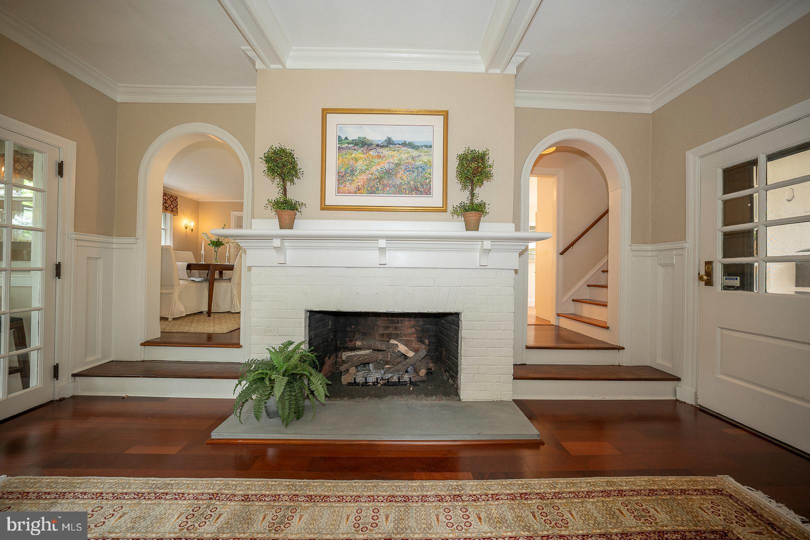 SOUTH WAYNE - Residential