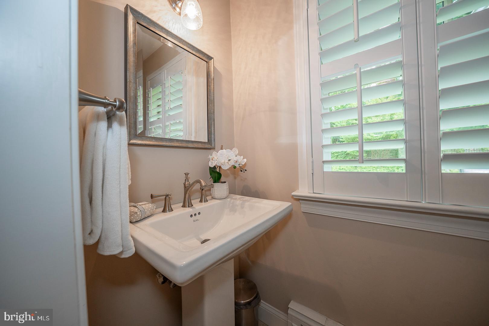 SOUTH WAYNE - Residential