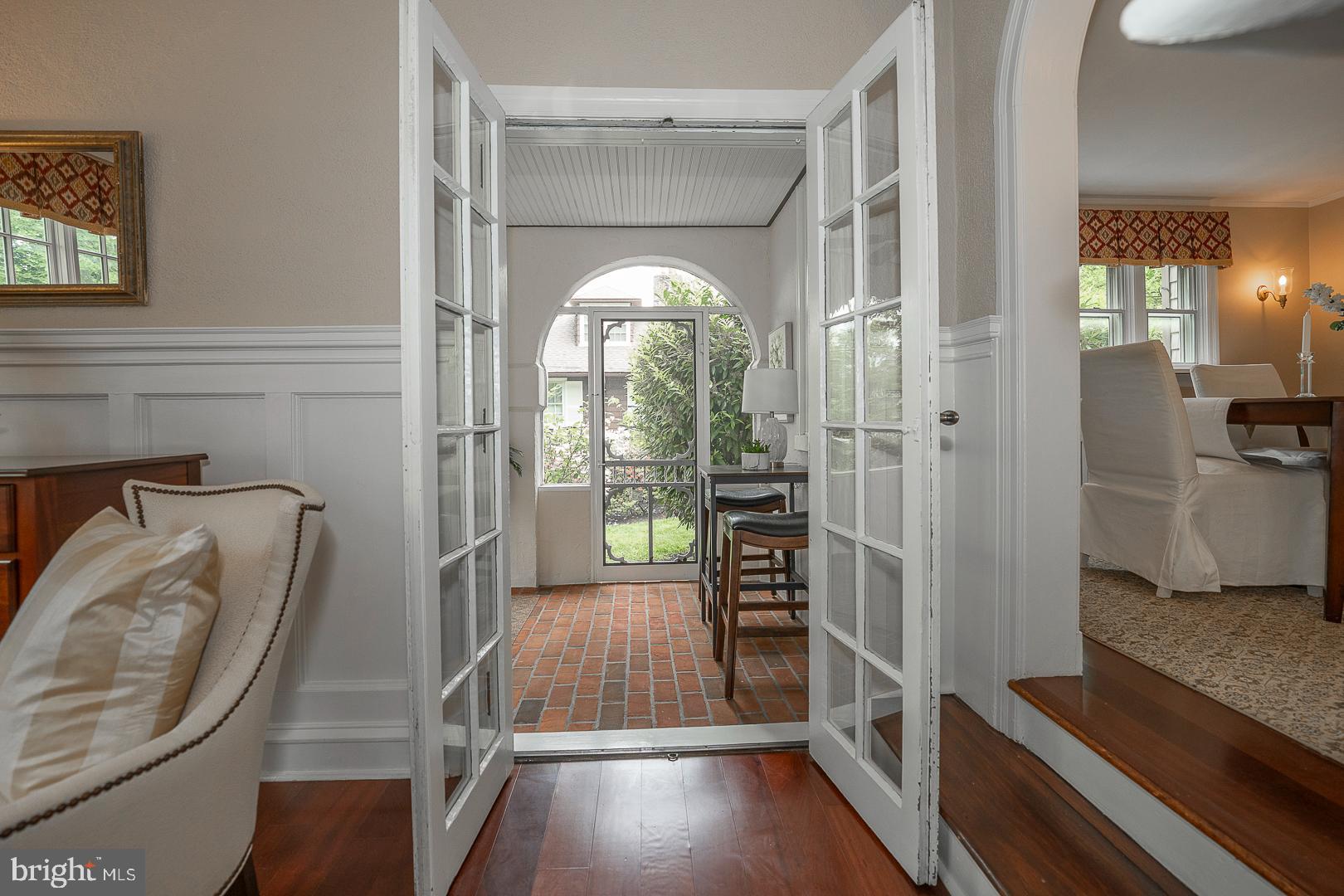 SOUTH WAYNE - Residential