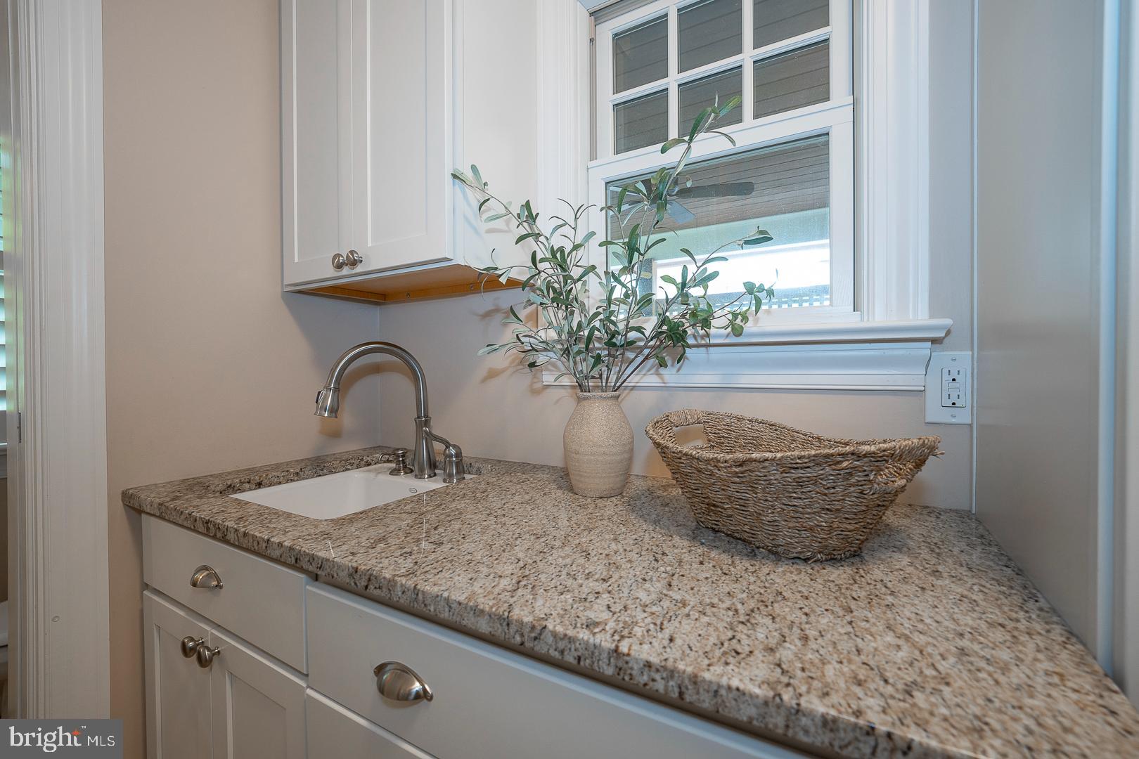 SOUTH WAYNE - Residential