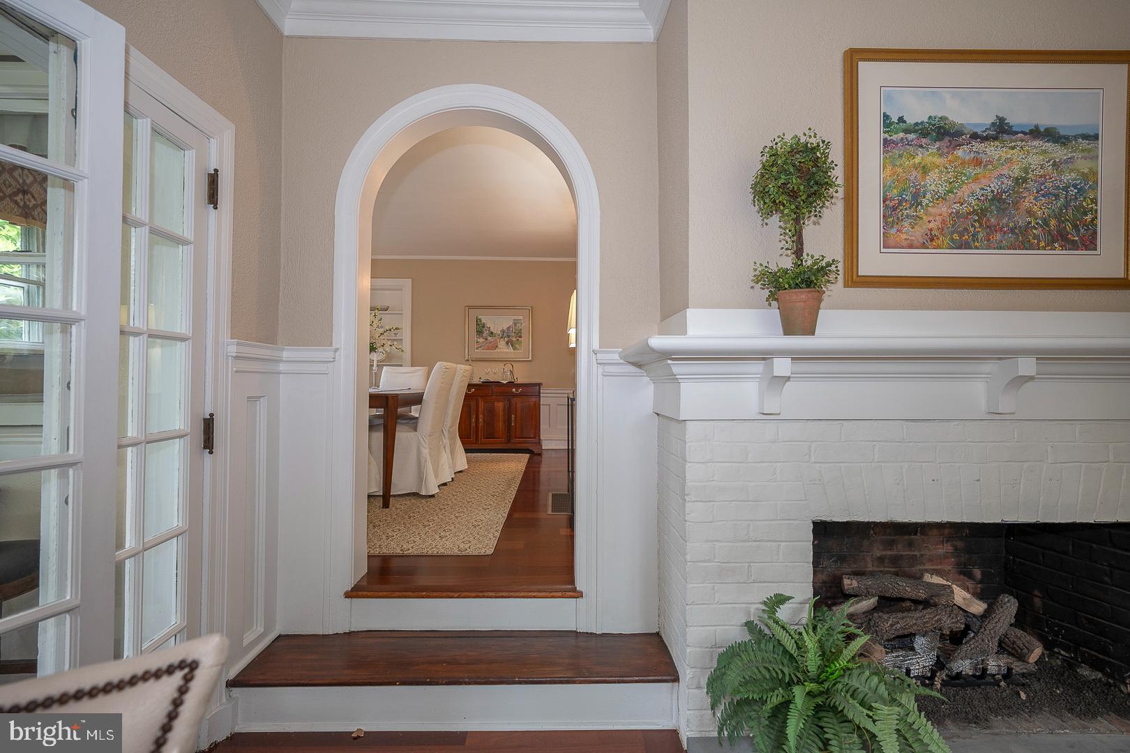 SOUTH WAYNE - Residential