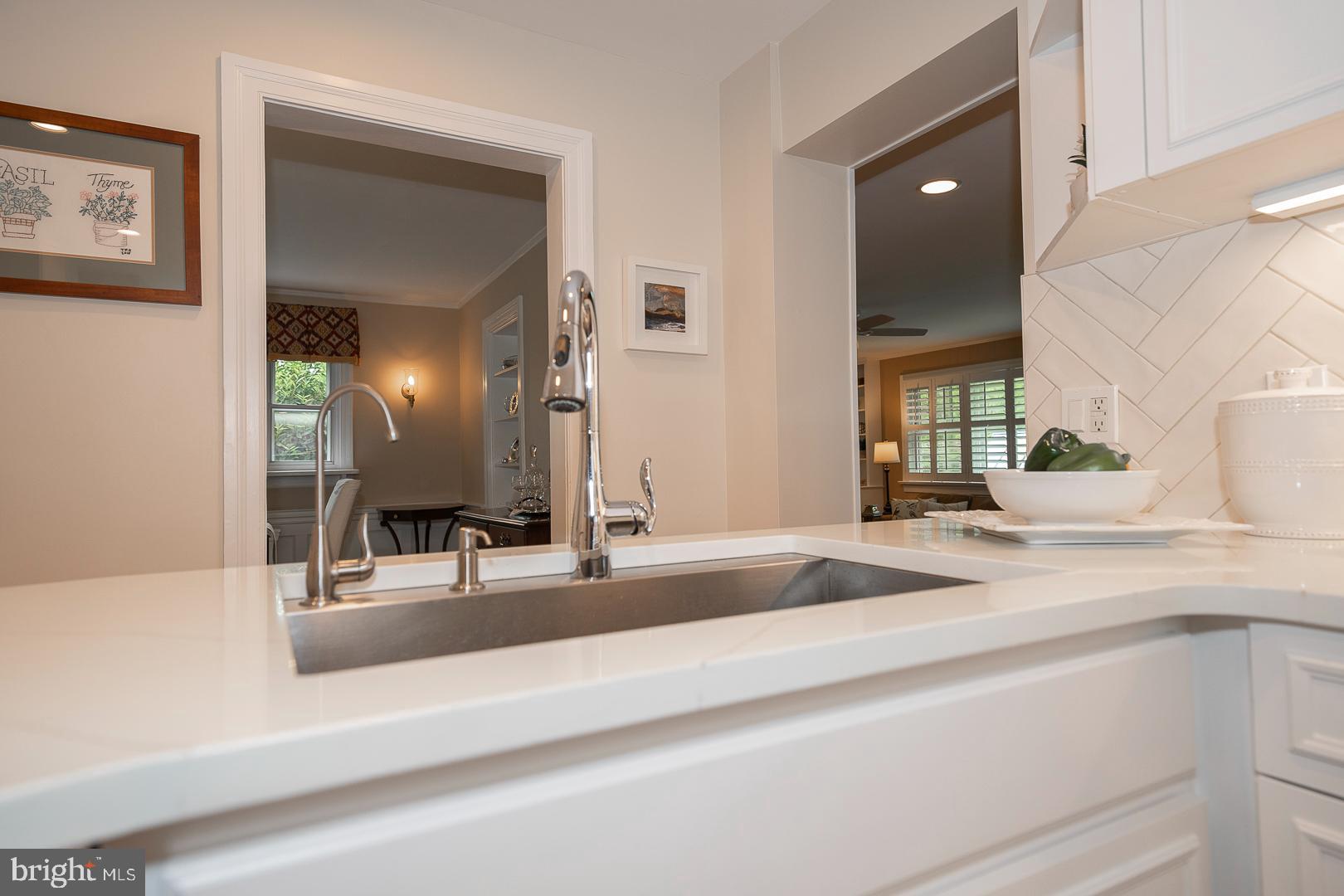 SOUTH WAYNE - Residential