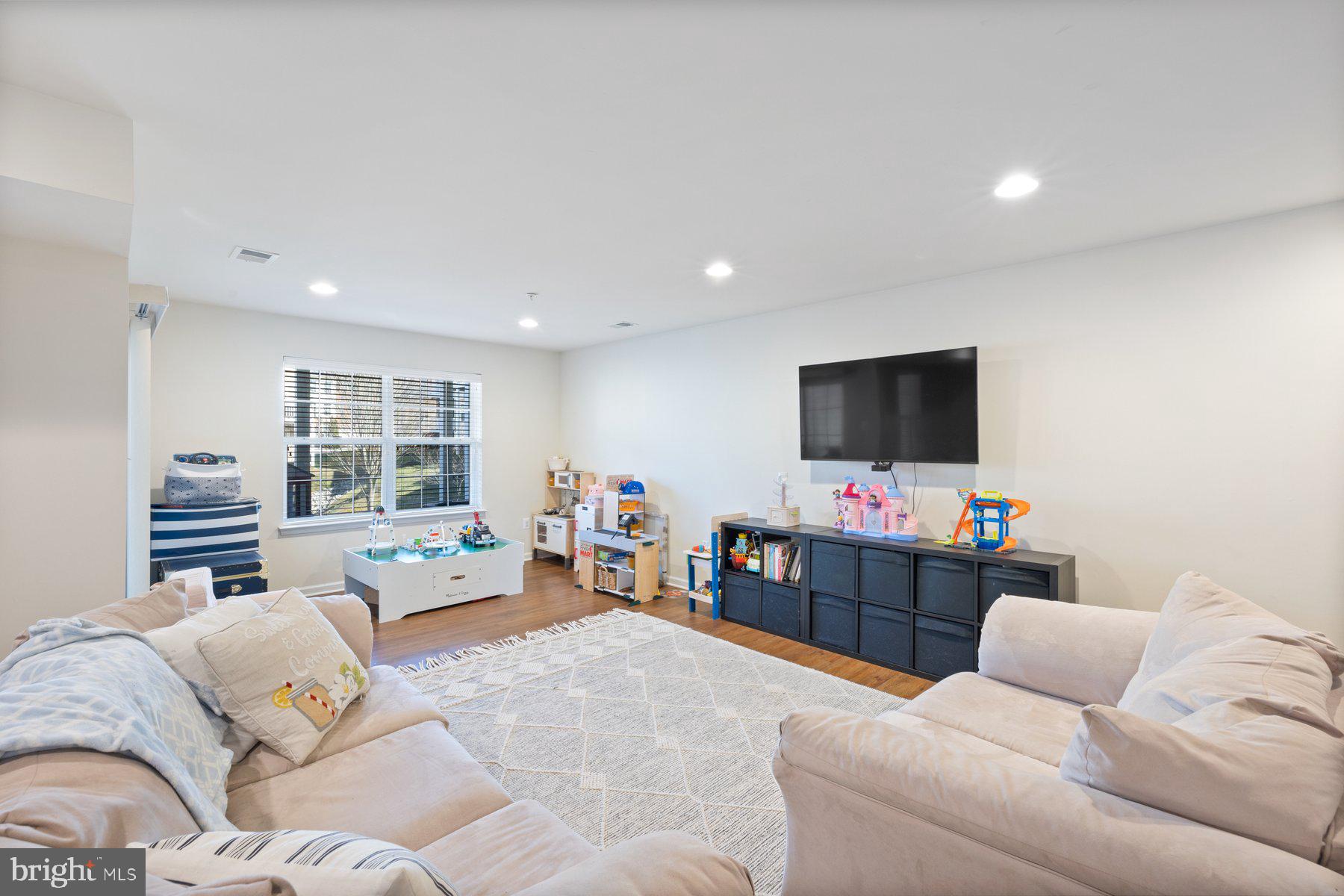 680 HIGHLAND FARMS CIRCLE