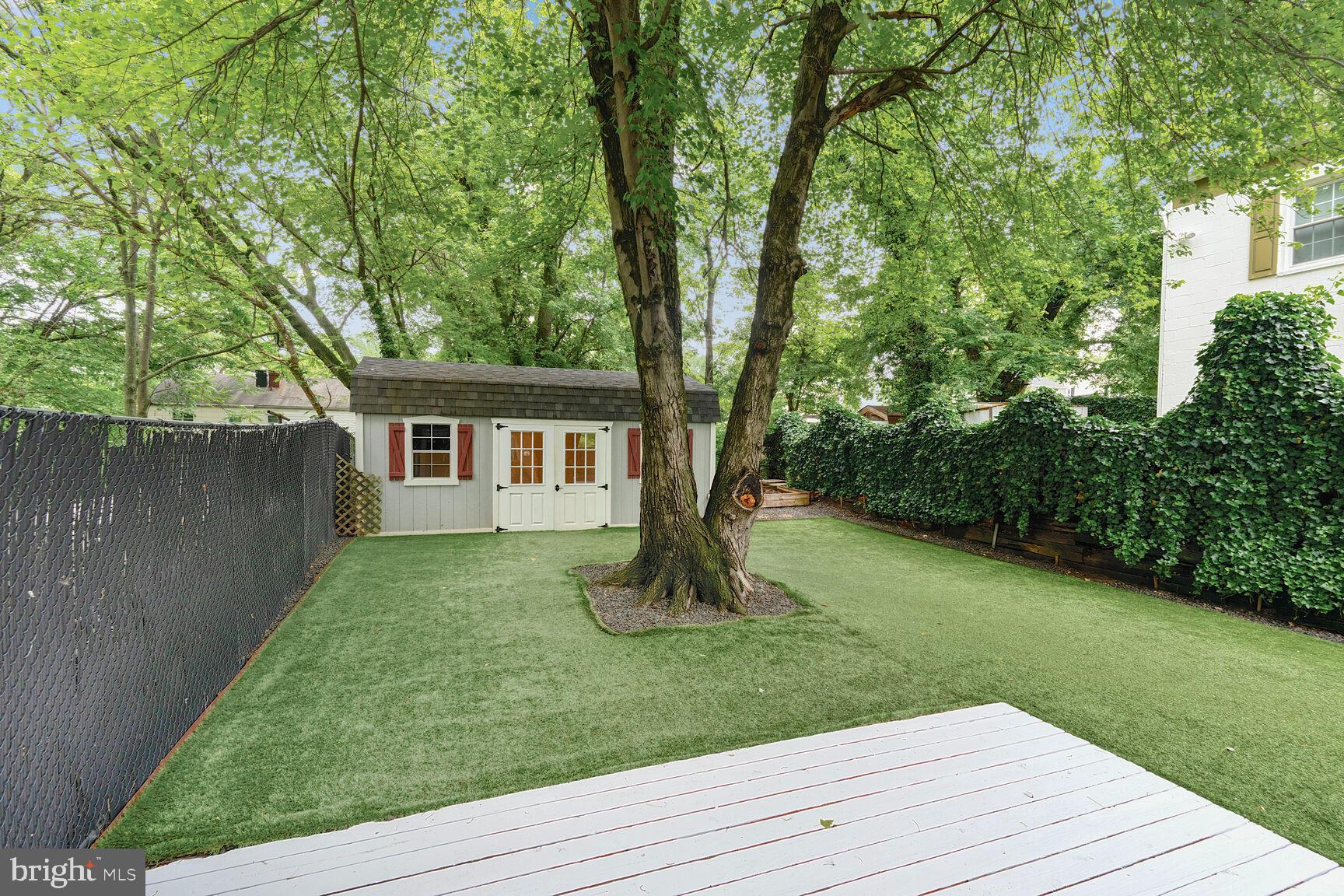 HUNTINGTON - Residential