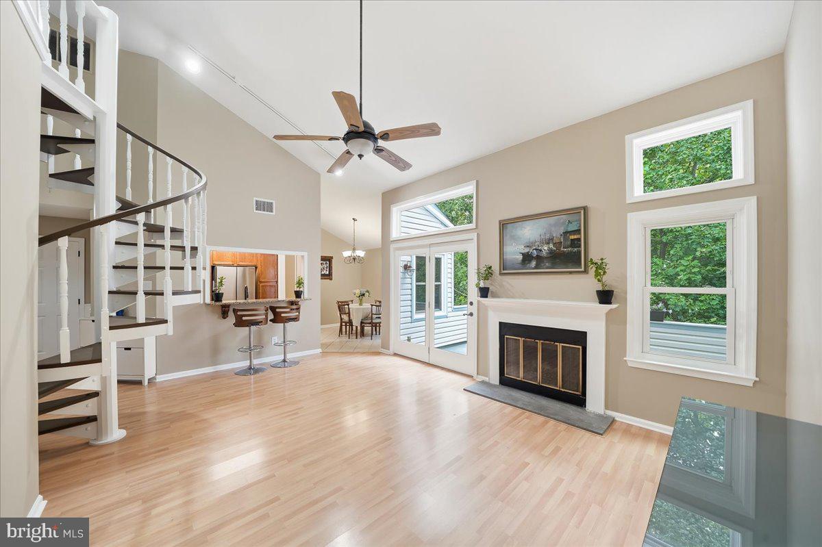 4711 CLAREMONT COURT 264