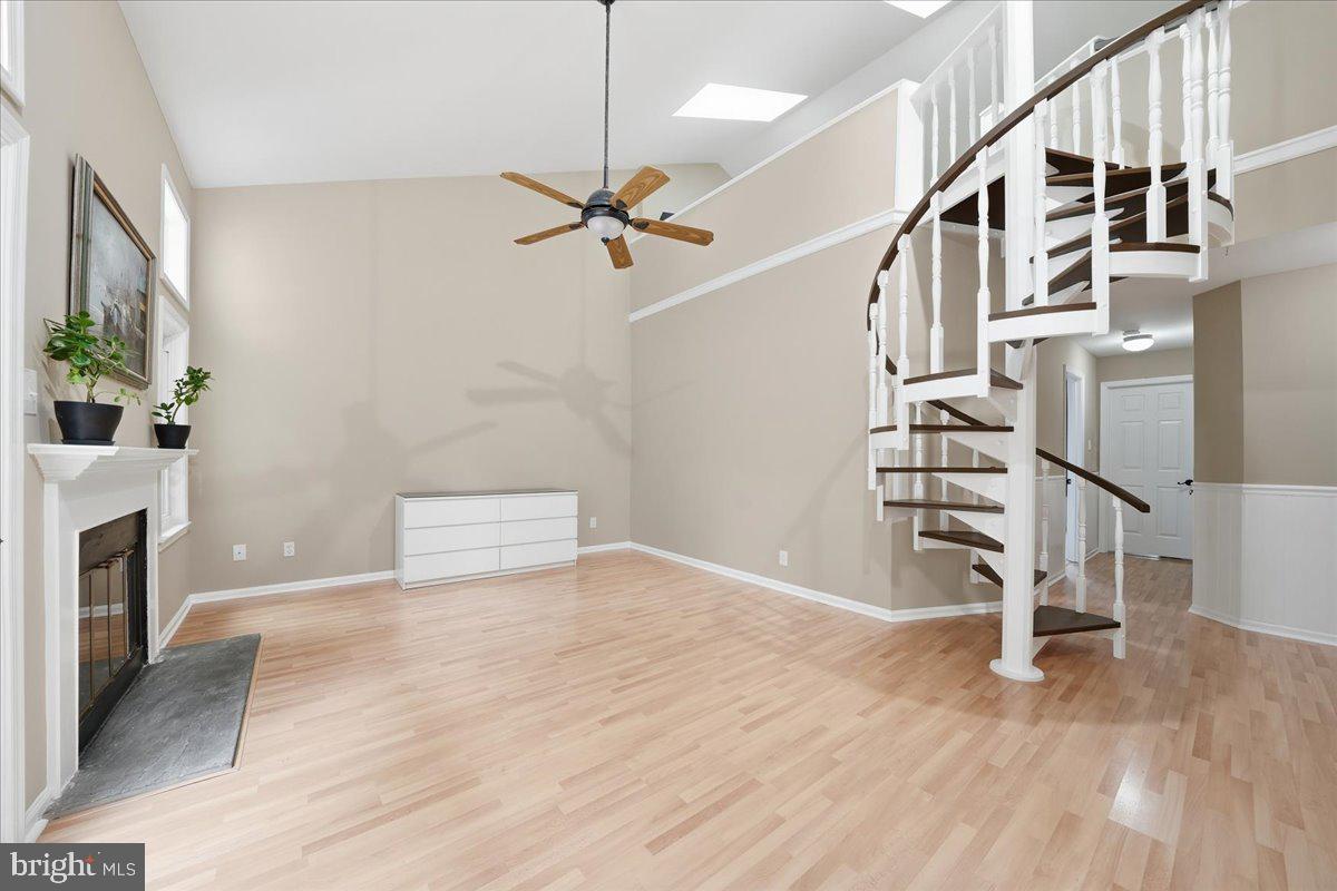 4711 CLAREMONT COURT 264