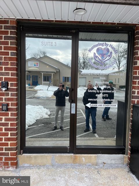 Photo of 6 Ponds Edge, CHADDS FORD, PA 19317 (MLS # PADE2108002)