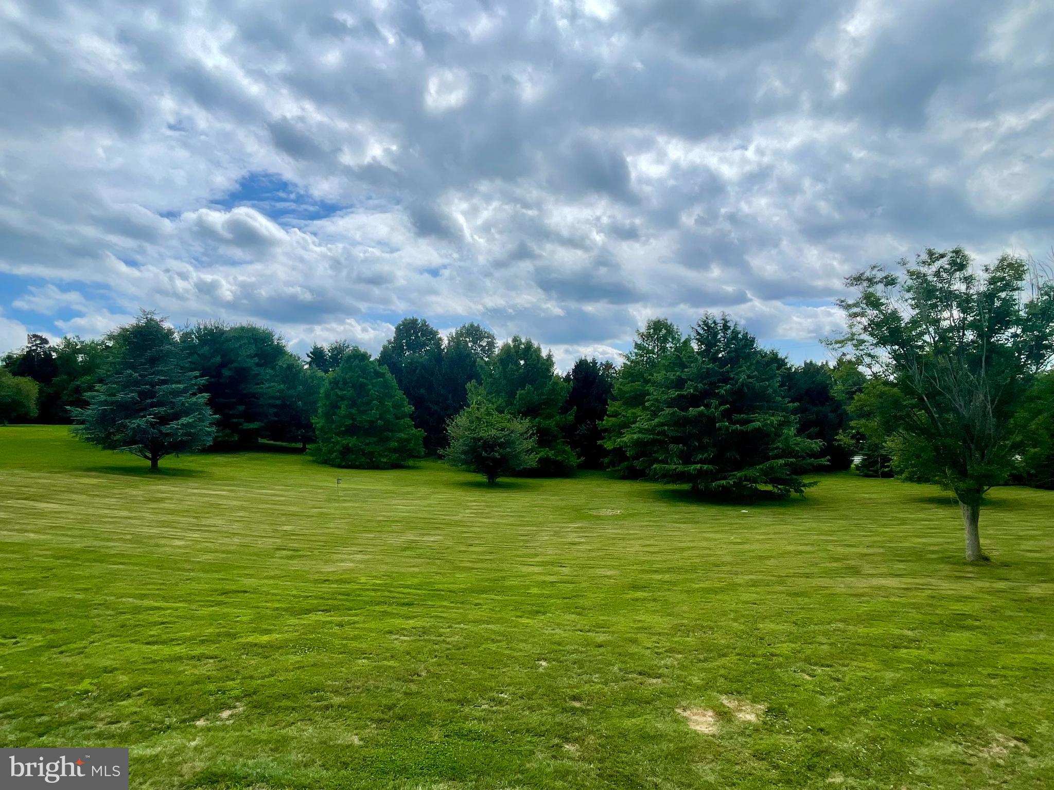 104 COUNTRY VIEW COURT