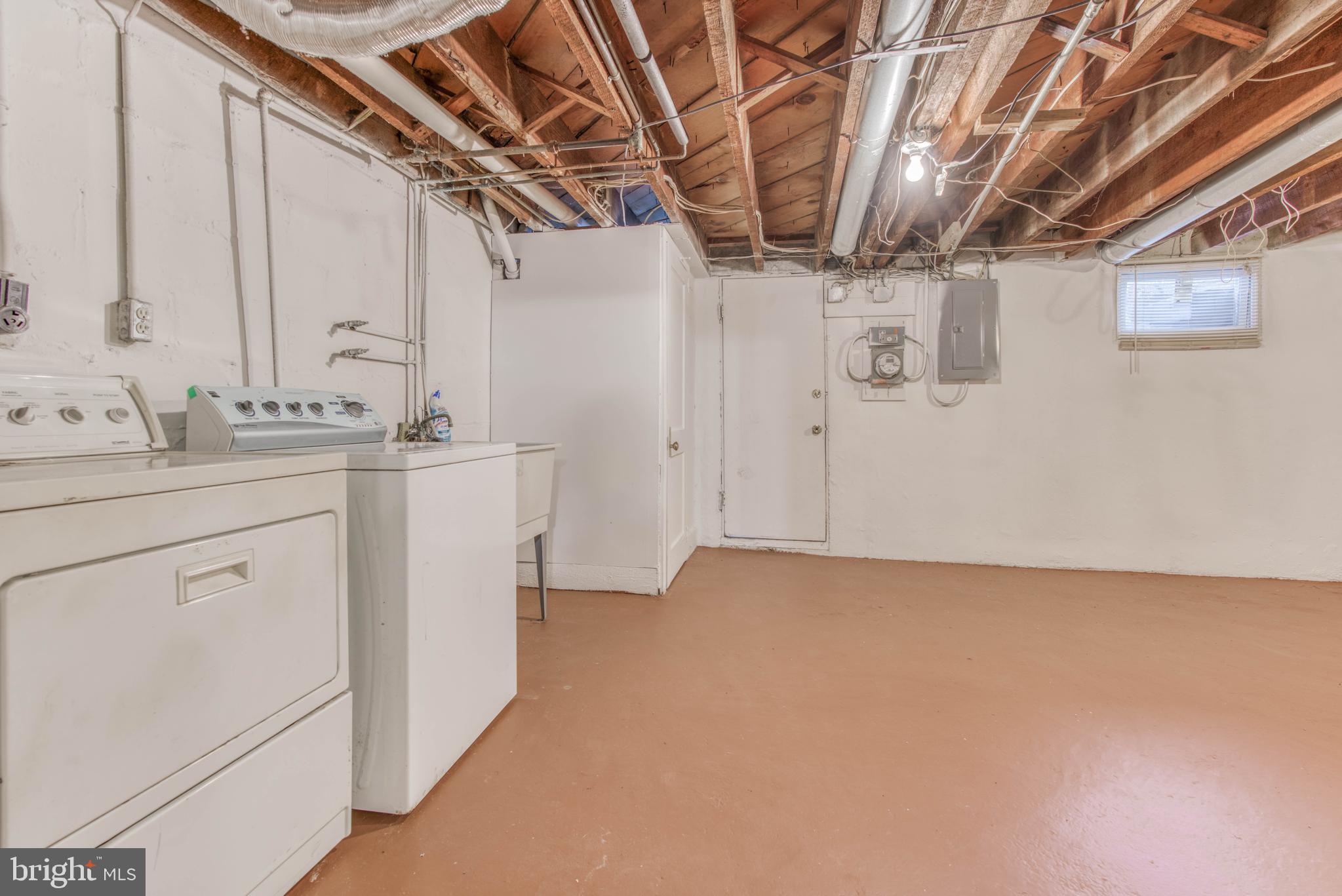 NORTHWOOD - Residential