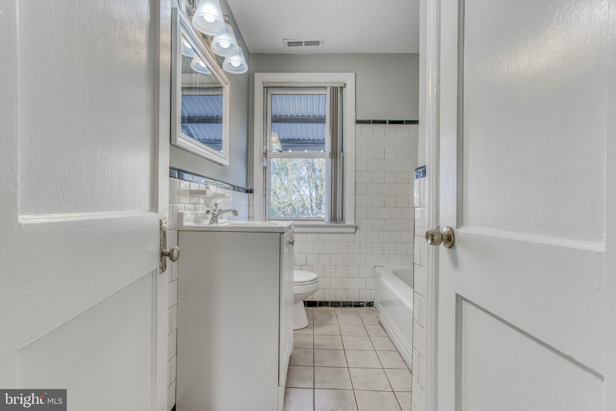 NORTHWOOD - Residential