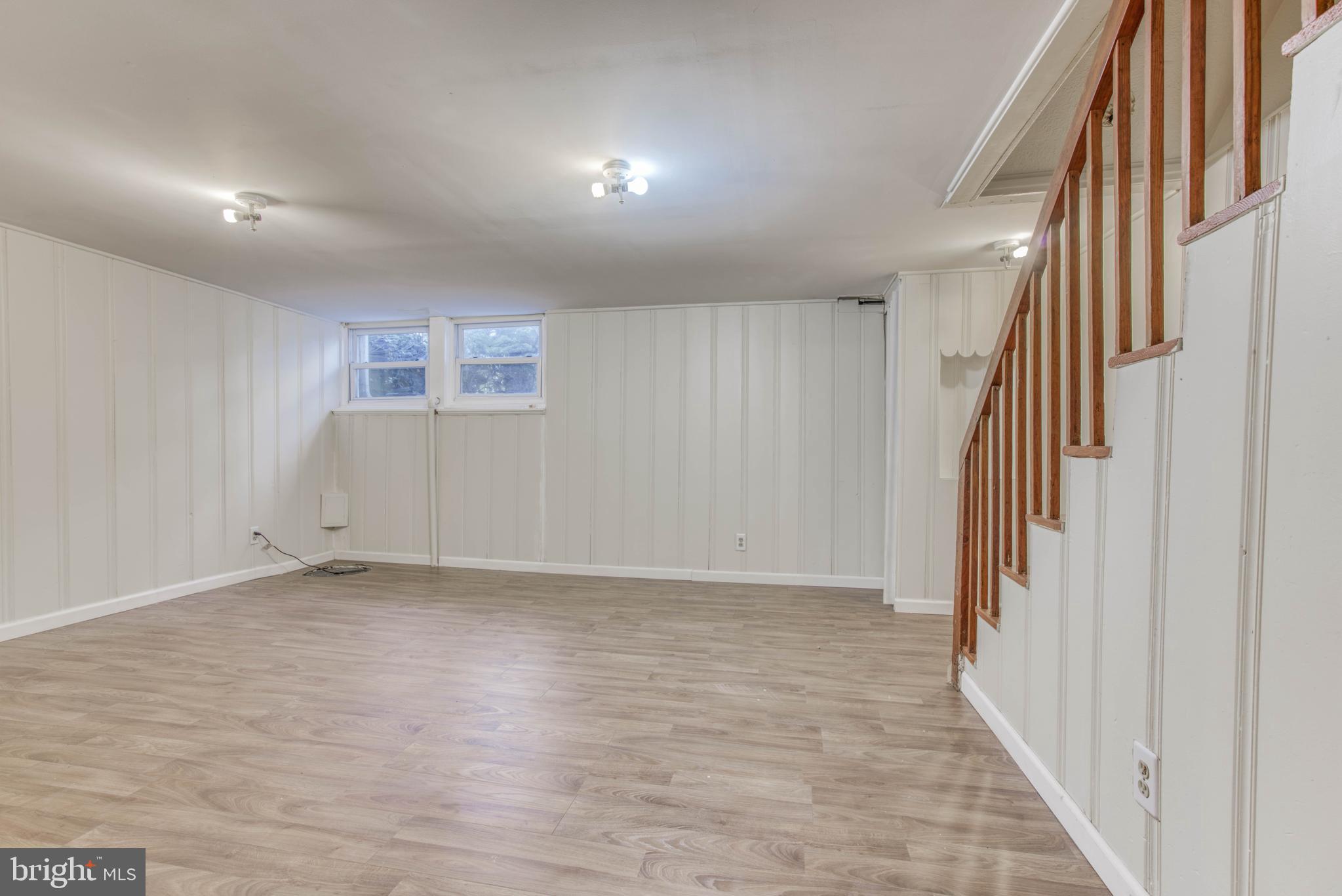 NORTHWOOD - Residential