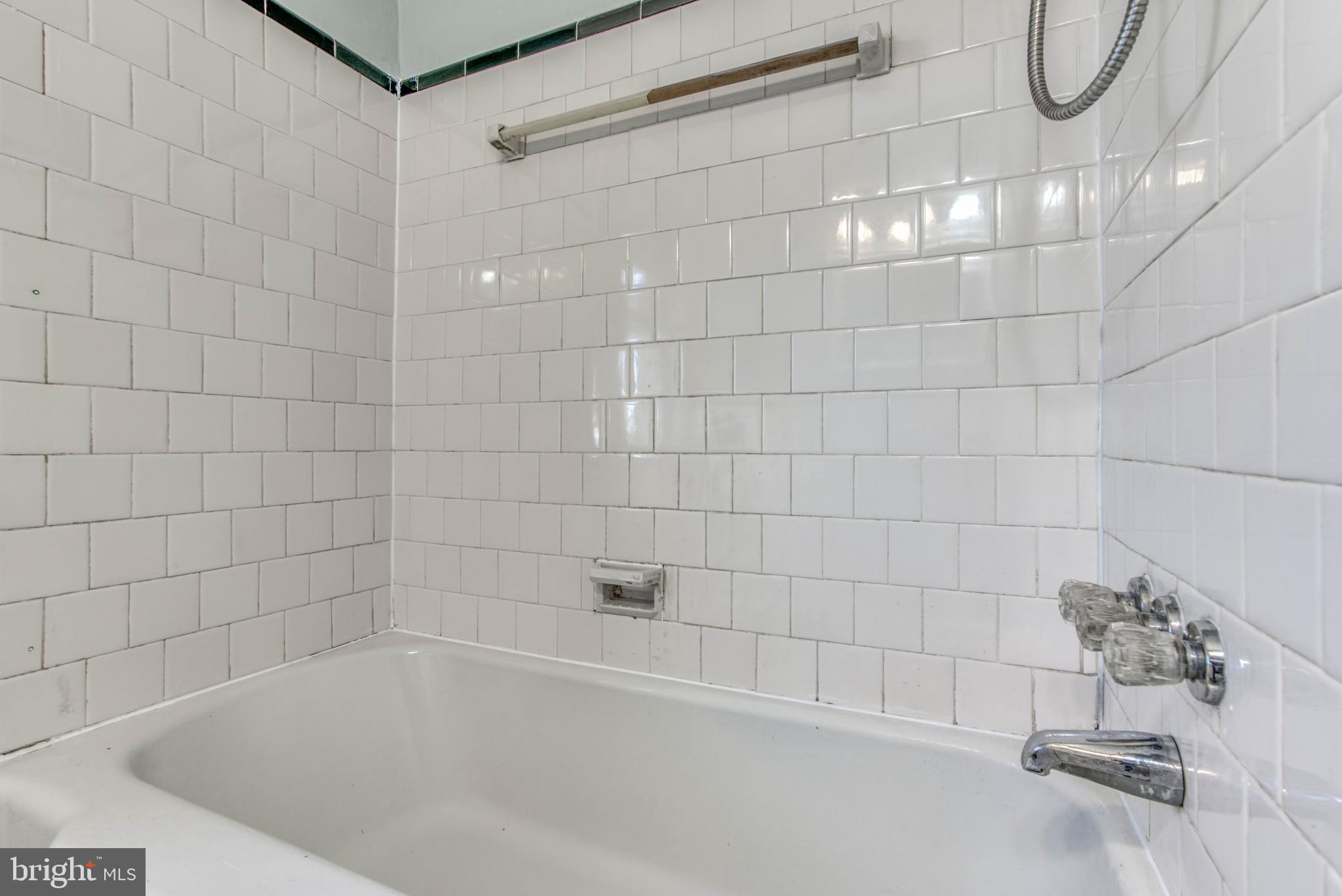 NORTHWOOD - Residential