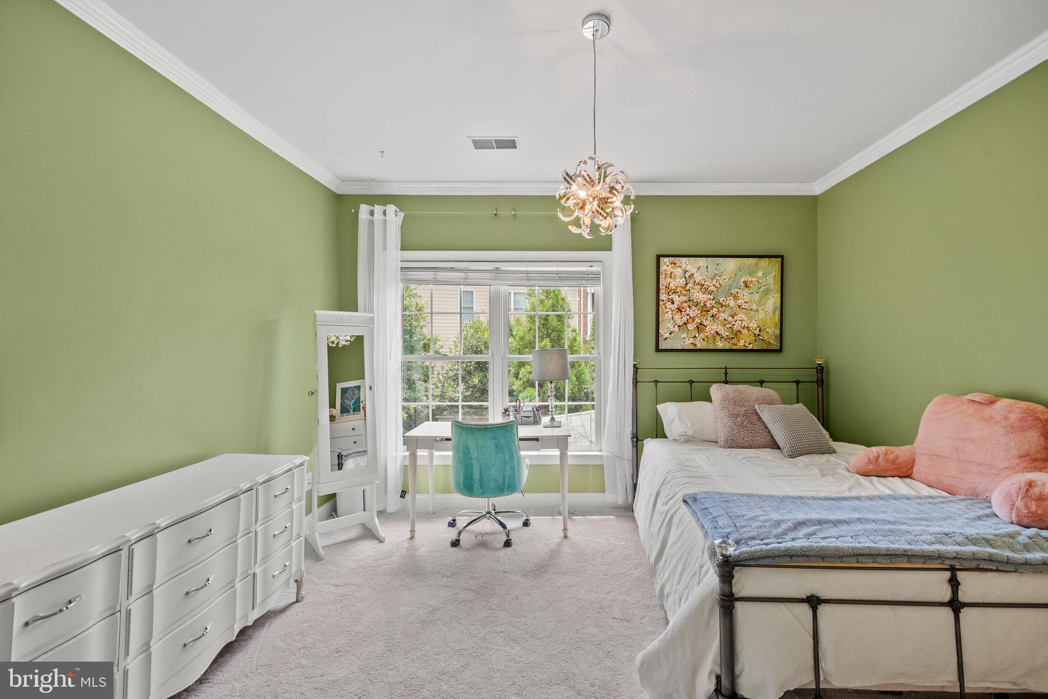 LANSDOWNE - Residential