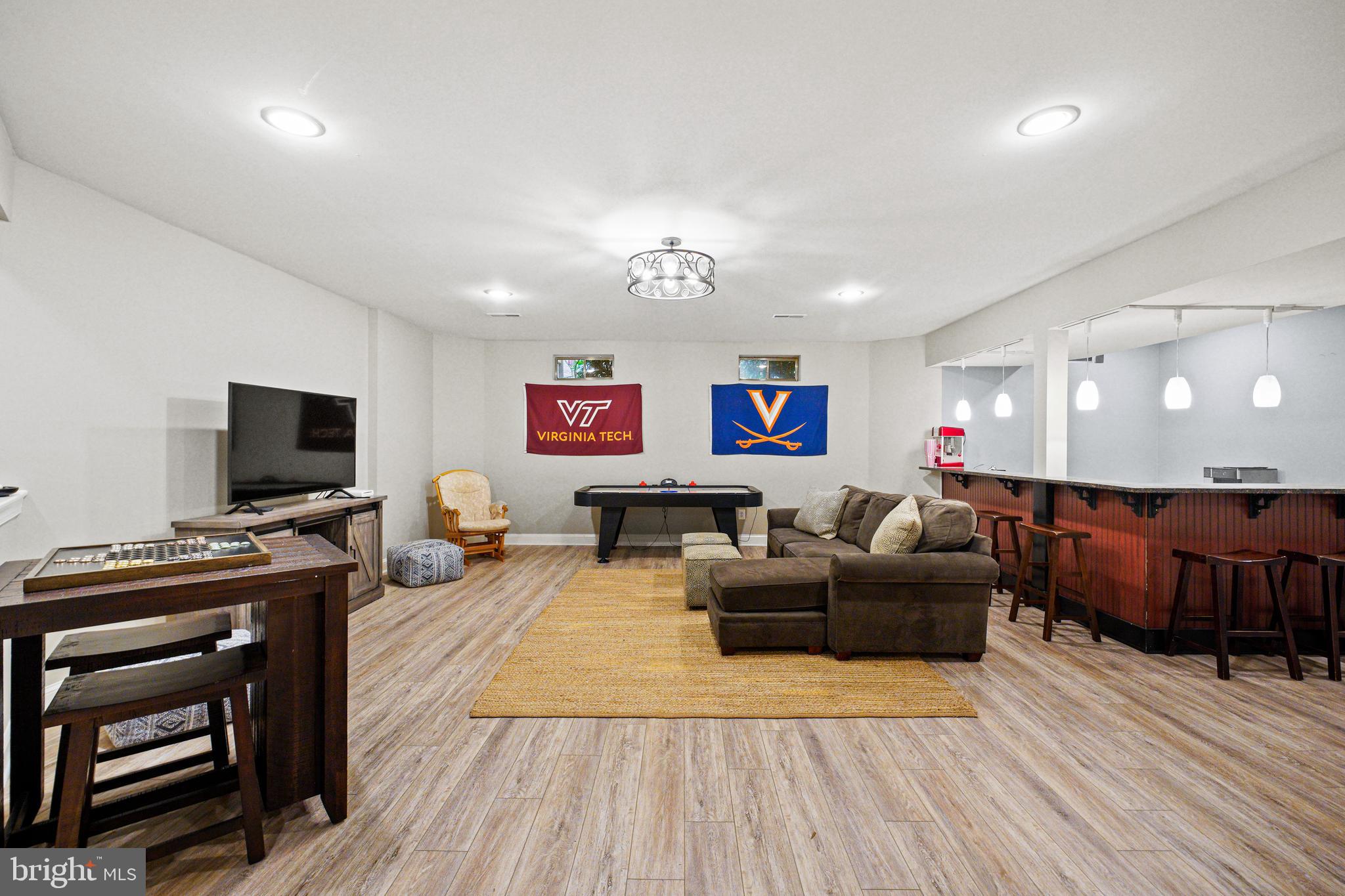 LANSDOWNE - Residential