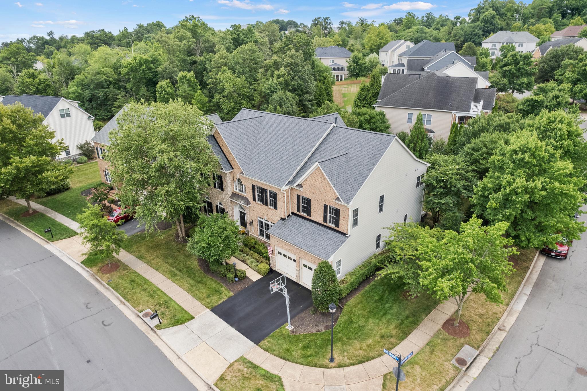 LANSDOWNE - Residential