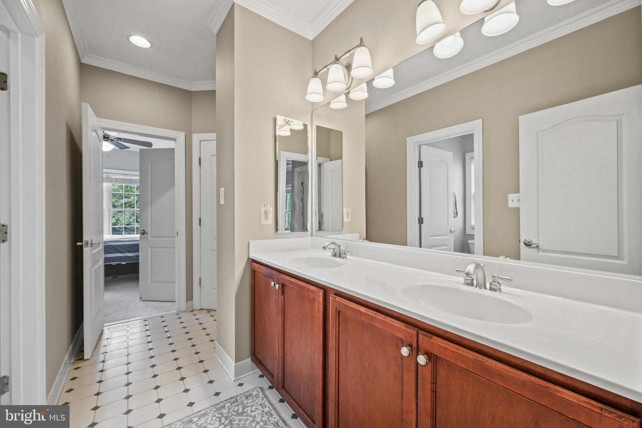 LANSDOWNE - Residential