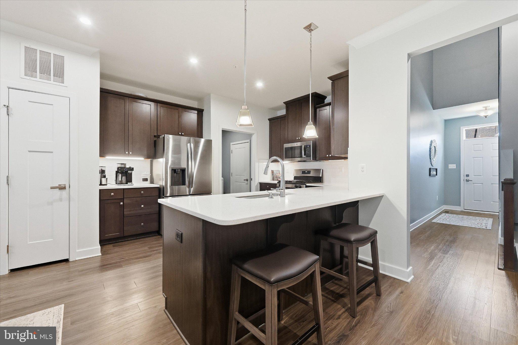 5312 CRAPE MYRTLE DRIVE