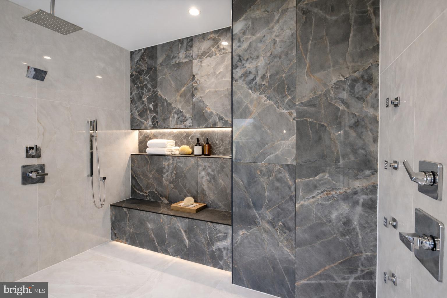 ORCHARD VIEW - Residential