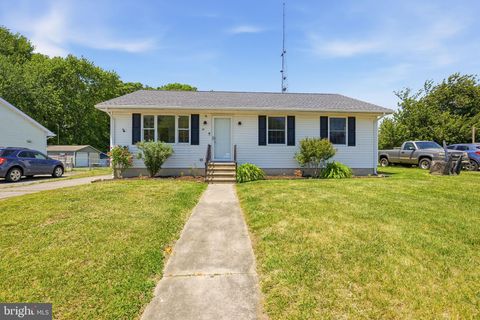 Homes For Sale - 139 Center Street<br/> Cecil County, CECILTON, MD 21913