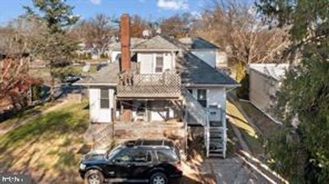 106 W CAMDEN AVENUE TOP FLOOR IN REAR MOORESTOWN NJ 08057