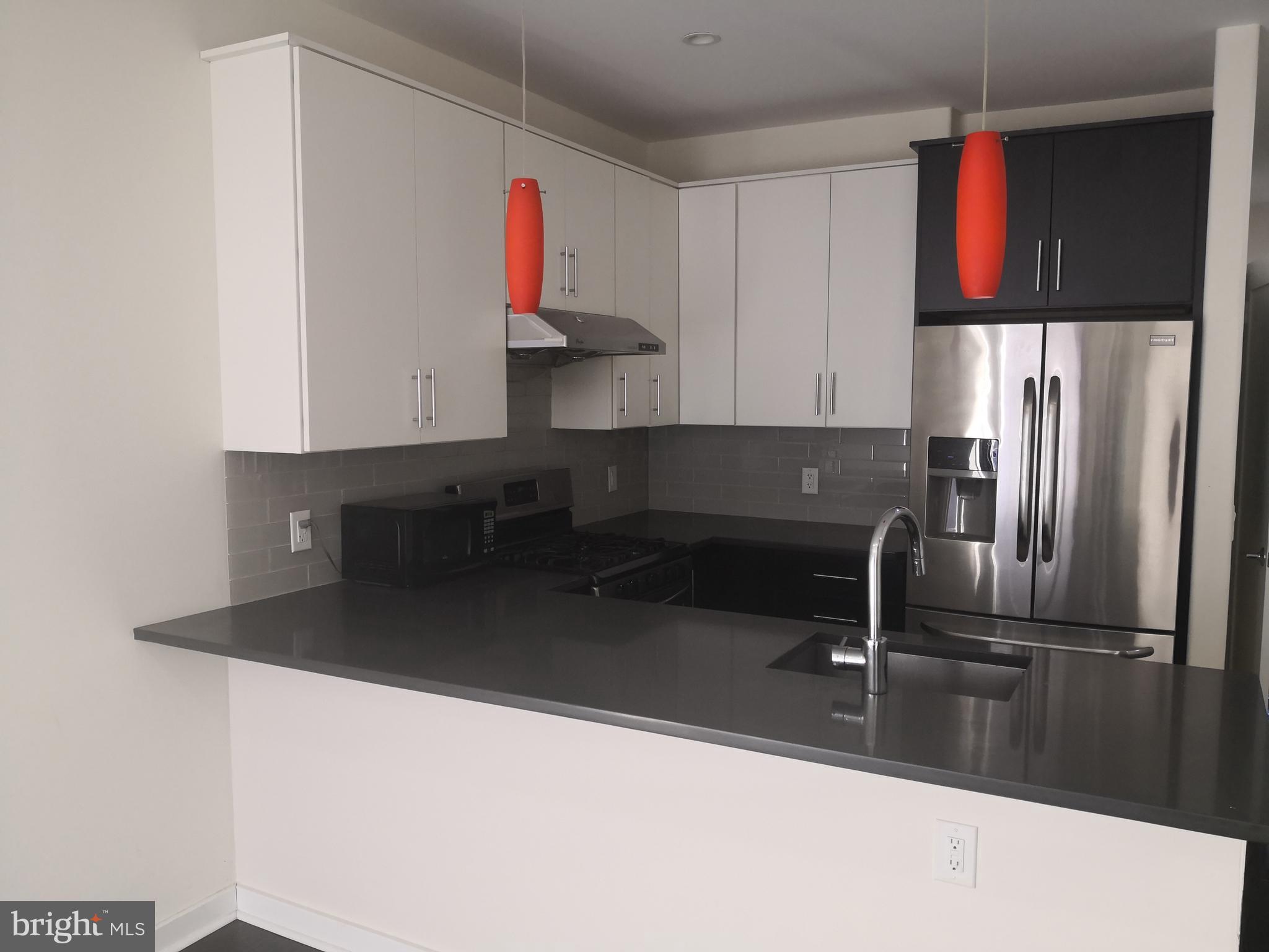 WEST POPLAR - Residential Lease