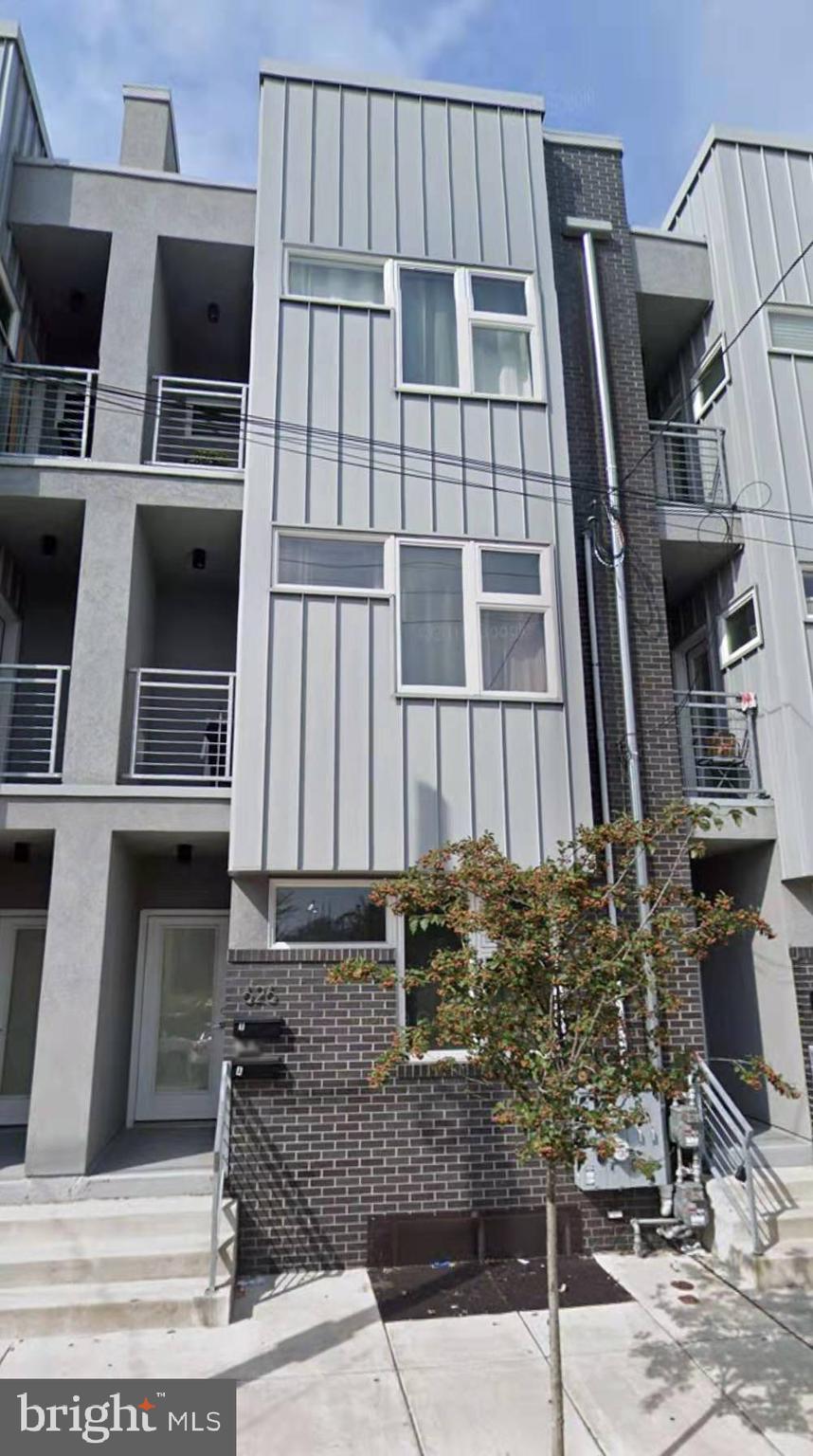 WEST POPLAR - Residential Lease